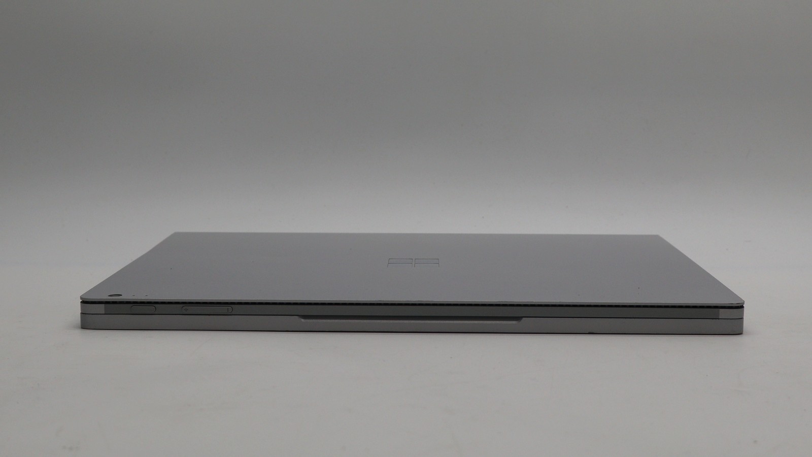 Microsoft corporation Surface Book 2 13″ i7-8650u 16GB 512GB Grade B READ DESC
