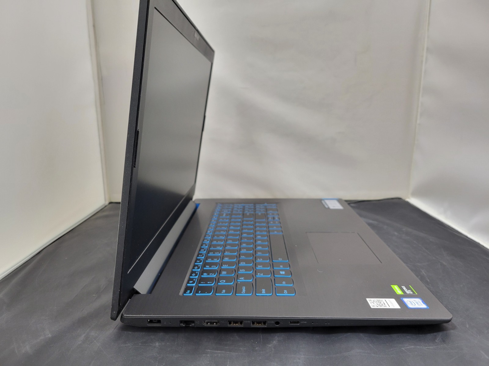 Lenovo IdeaPad L340 17.3″ I7-9750H 8/512GB GeForce GTX 1650 4GB win 11 home