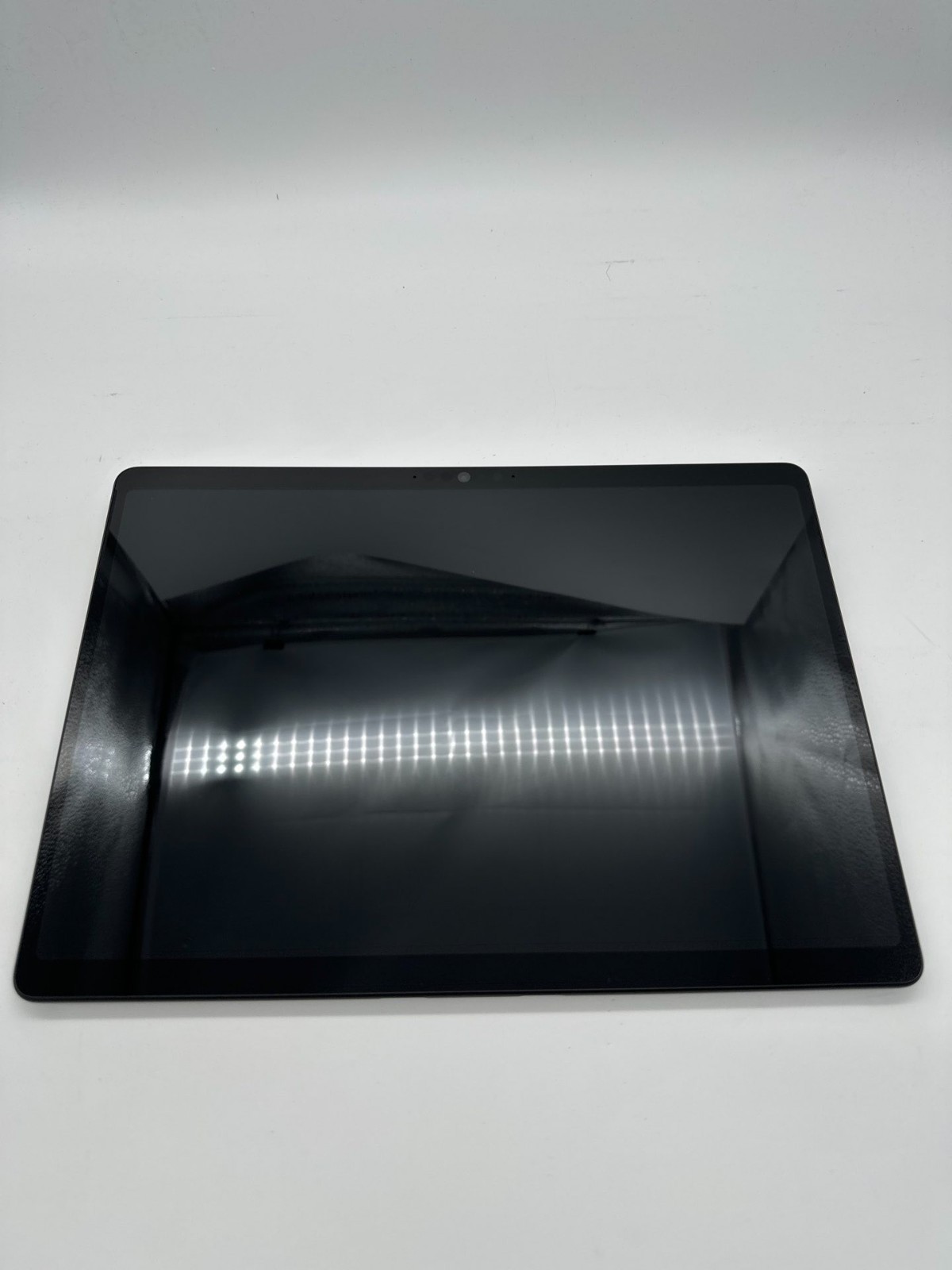 Microsoft Surface Pro 11 Copilot+ PC 13″ Snapdragon X Plus 16/256GB Win11 Pro
