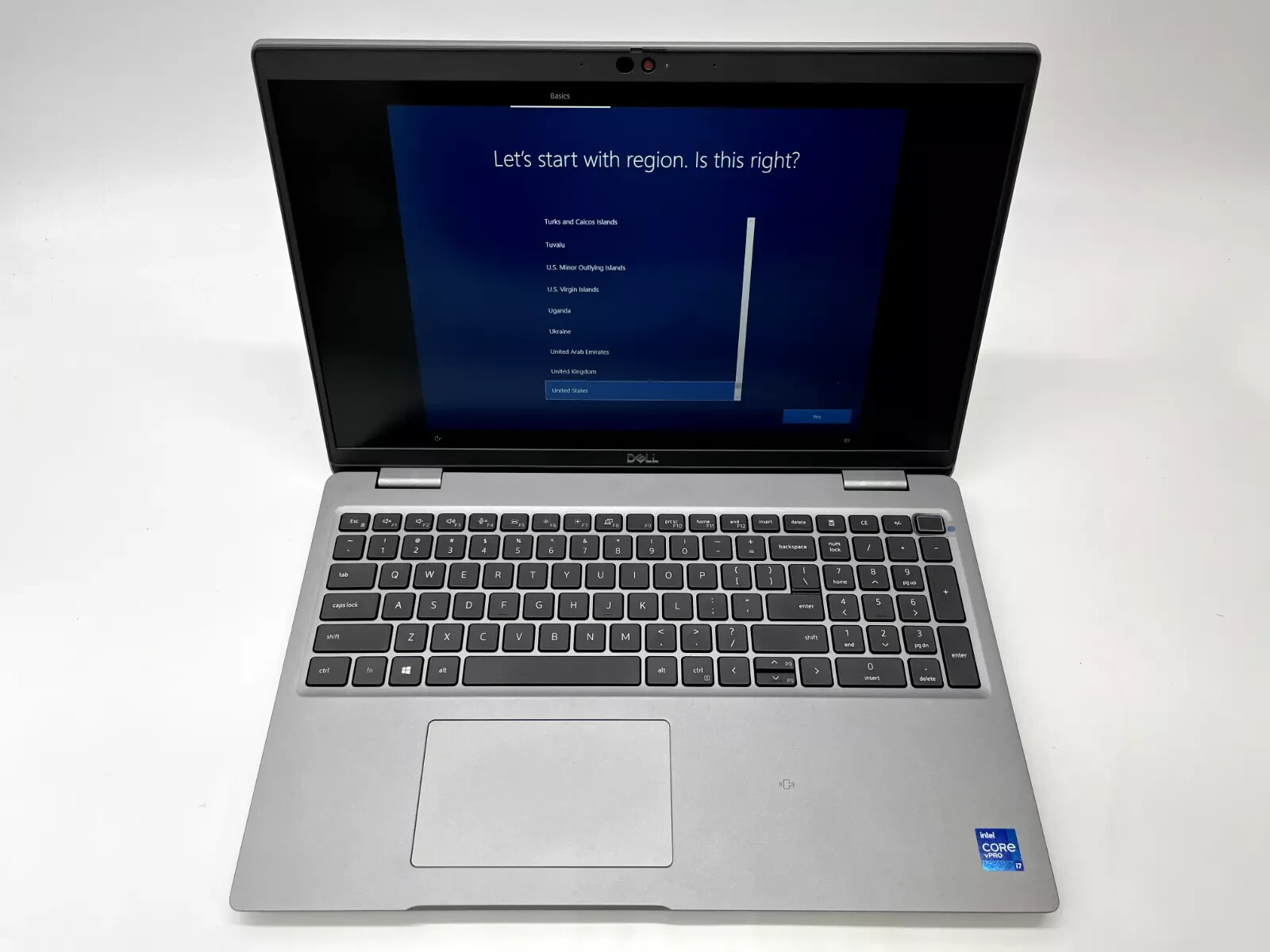 Dell Latitude 5520 15.6″ Intel Quad Core i7 3.0Ghz 32GB 2TB SSD Windows 11 Pro