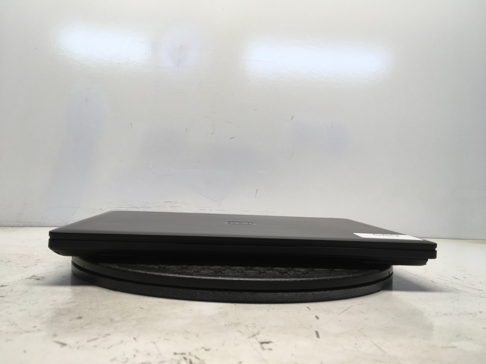 Dell Latitude 5280 Intel i5-7300U 2.6GHz 4 GB NO HDD NO BAT READ