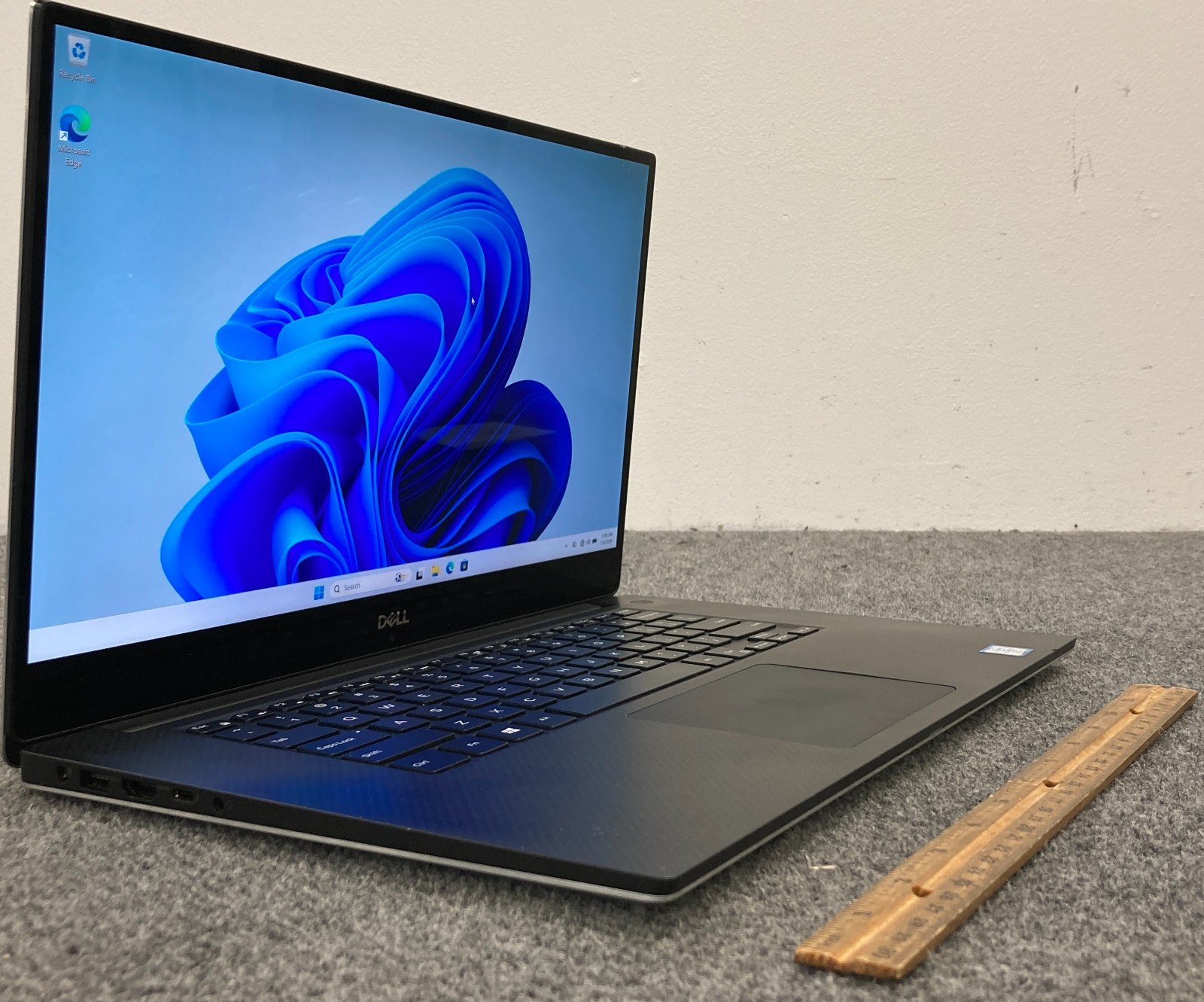 Dell Precision 5530 15.6″ Touch Laptop i7-8850H 8GB RAM 512GB NVMe, As Is