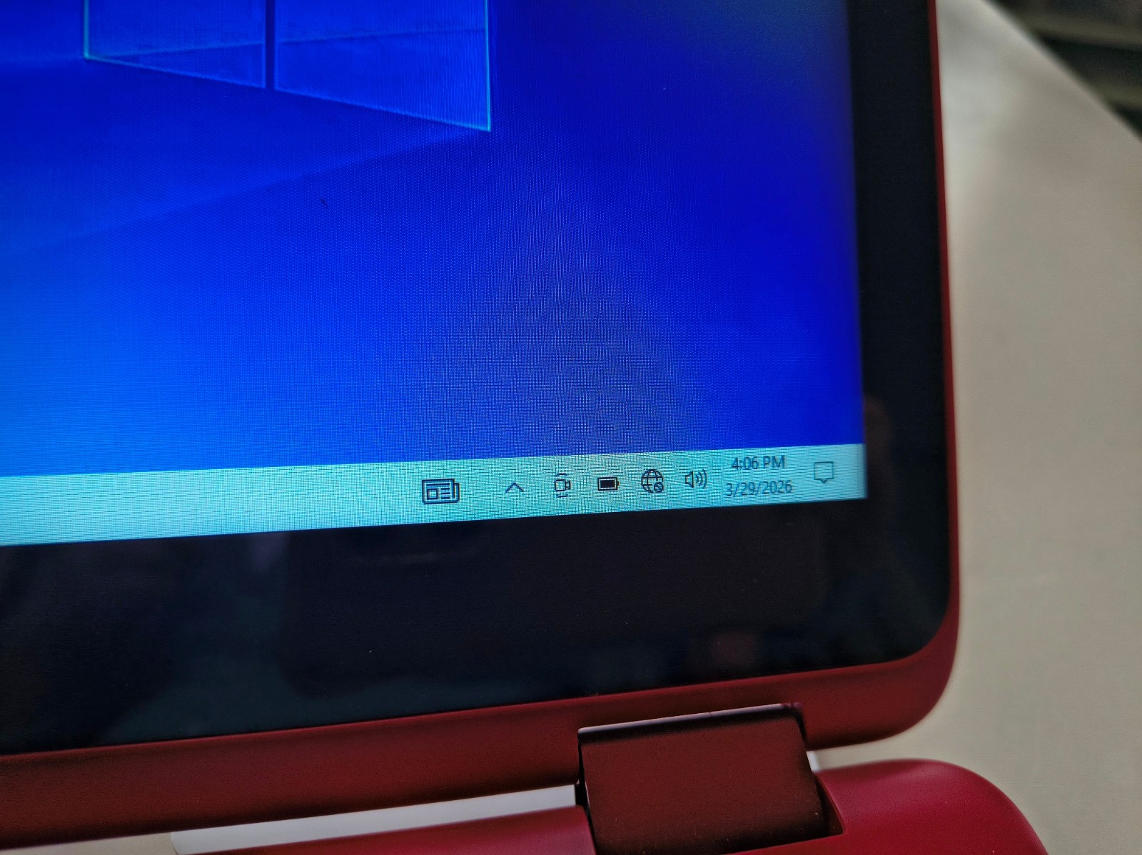 11.6″ RED Dell Inspiron 3000 series Intel 3168 * VG COND w 2 cases * Windows 10