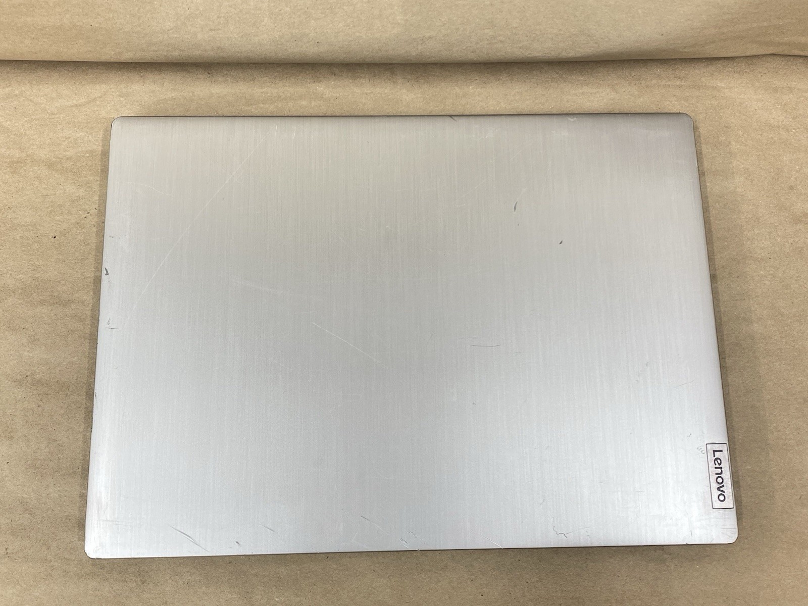 Lenovo 81WD – 14″ 1920×1080 – i5-1035G1 – 4GB – 256GB SSD – Win 11 Pro