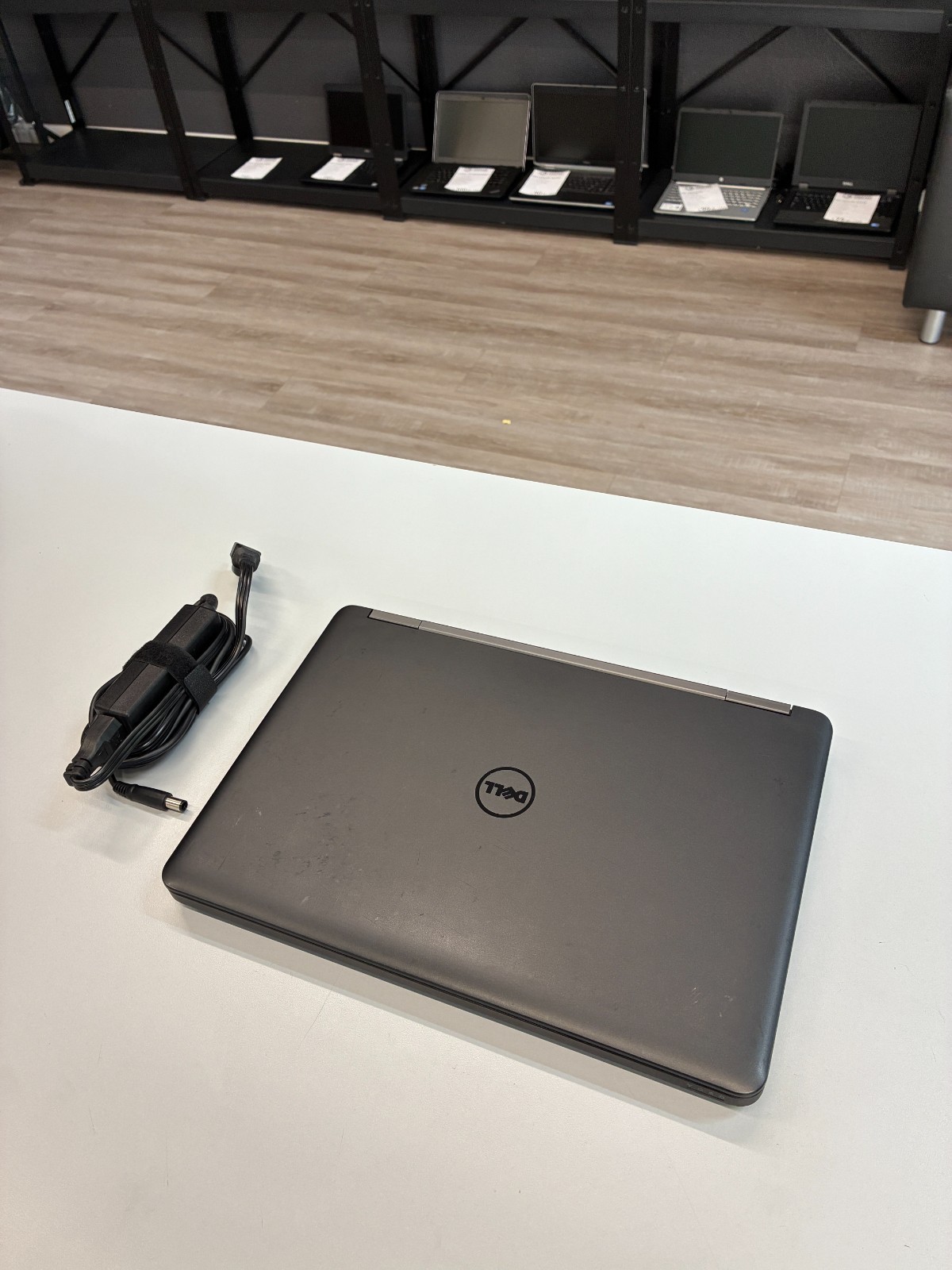 Dell Latitude E5440: 14″ / i5-4310U / RAM 16Gb / SSD 256Gb / Win 11