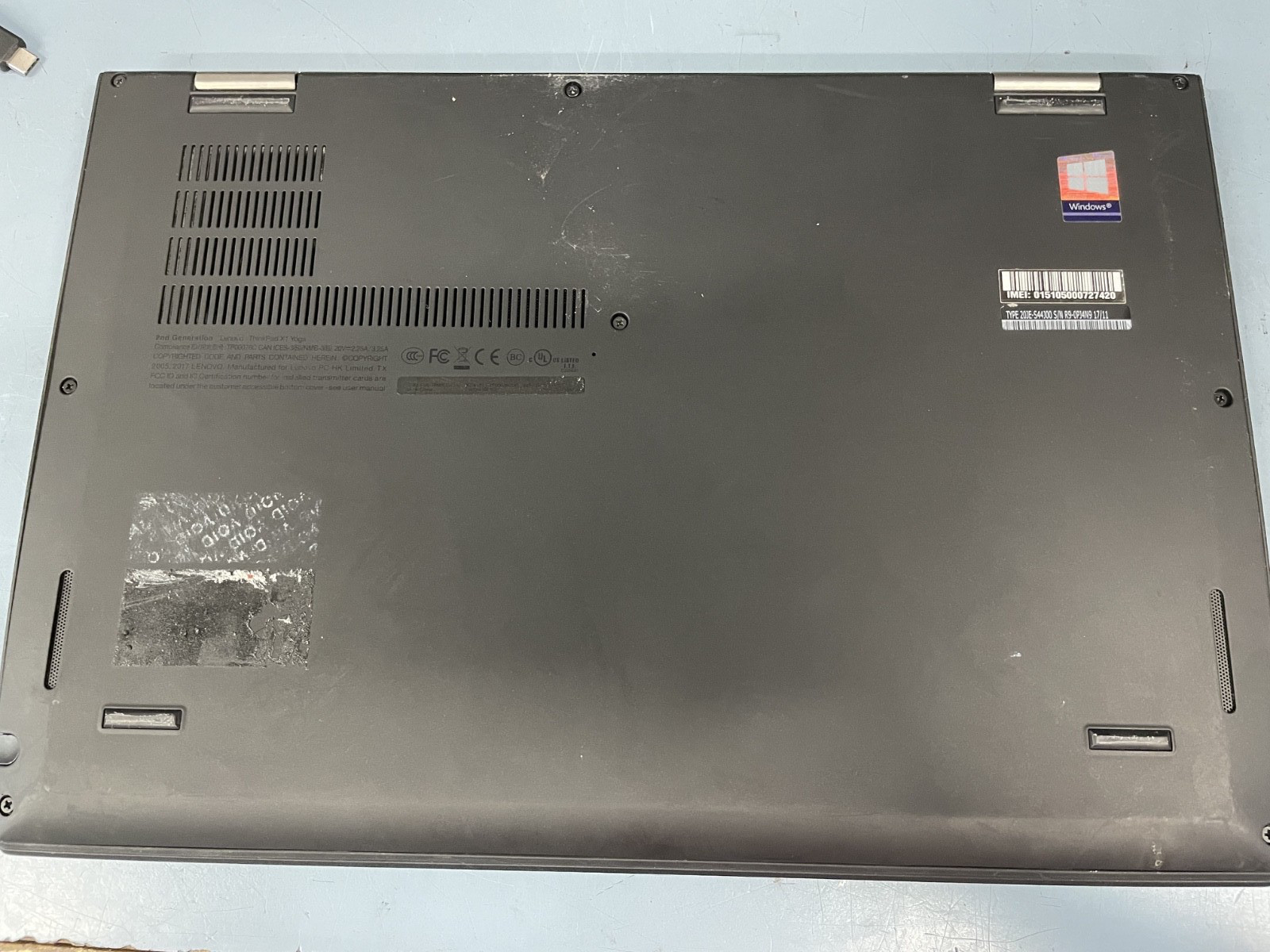 Lenovo X1 Yoga Gen 2 14″ Intel i7-7600U 2.80GHz 8GB NO SSD R90PJ4N9 *AS-IS*