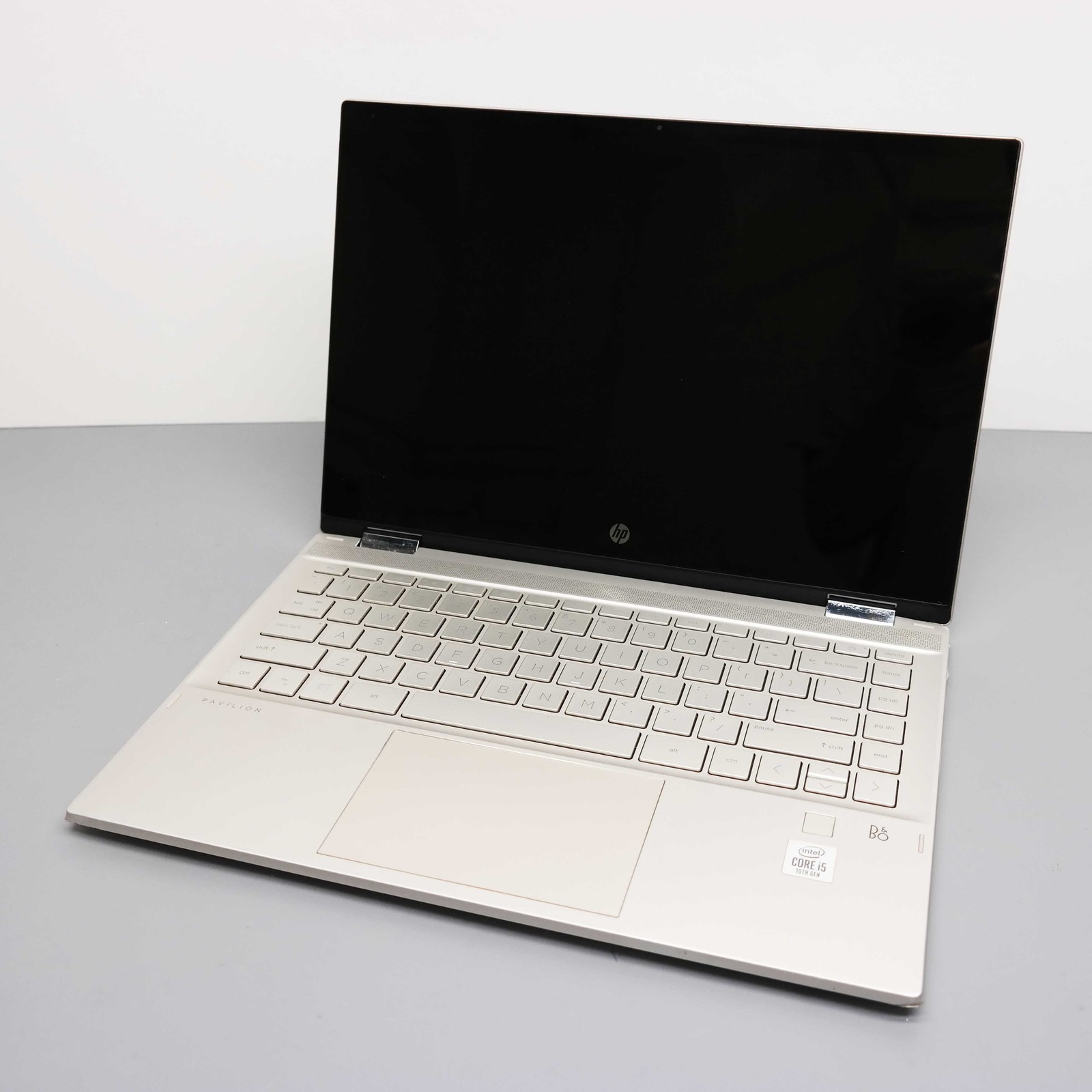 HP Pavilion x360 14m-dw0023dx Flip 14″ Core i5-1035G1 8GB 256GB SSD