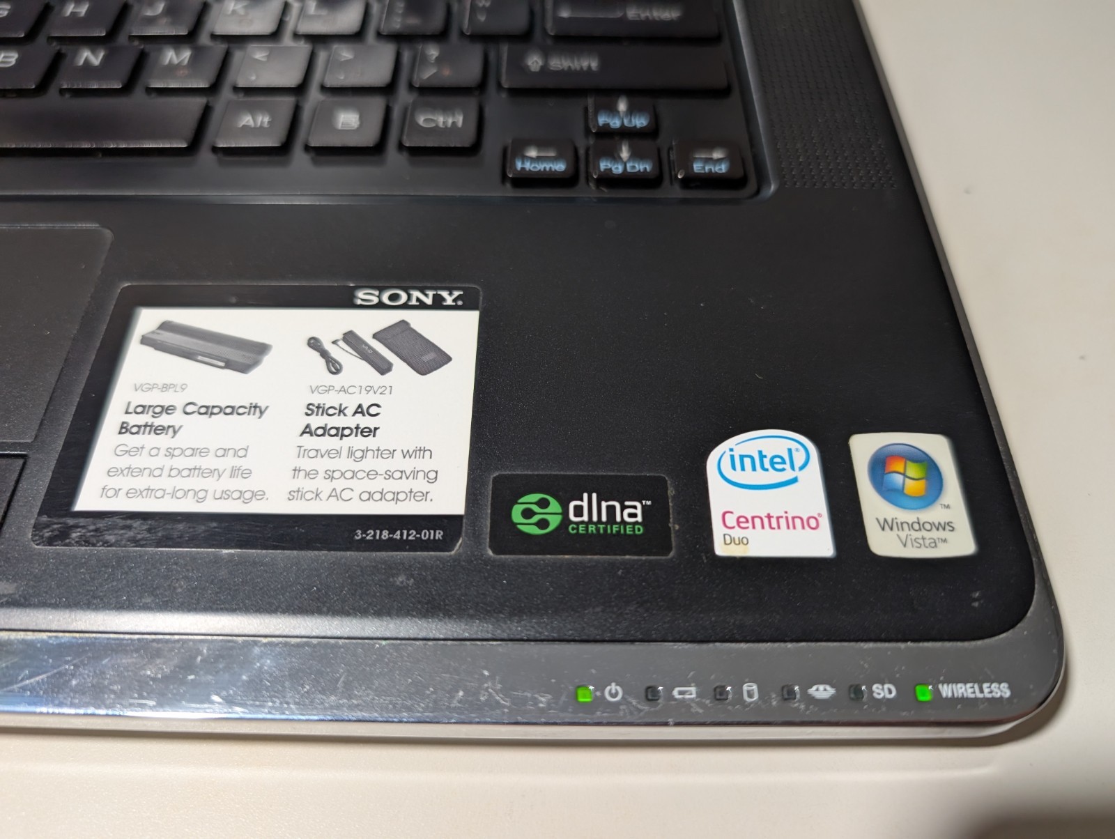 14″ Sony Vaio VGN | C2D T9300 4GB RAM 128GB SSD | DVD Win Vista 32-Bit