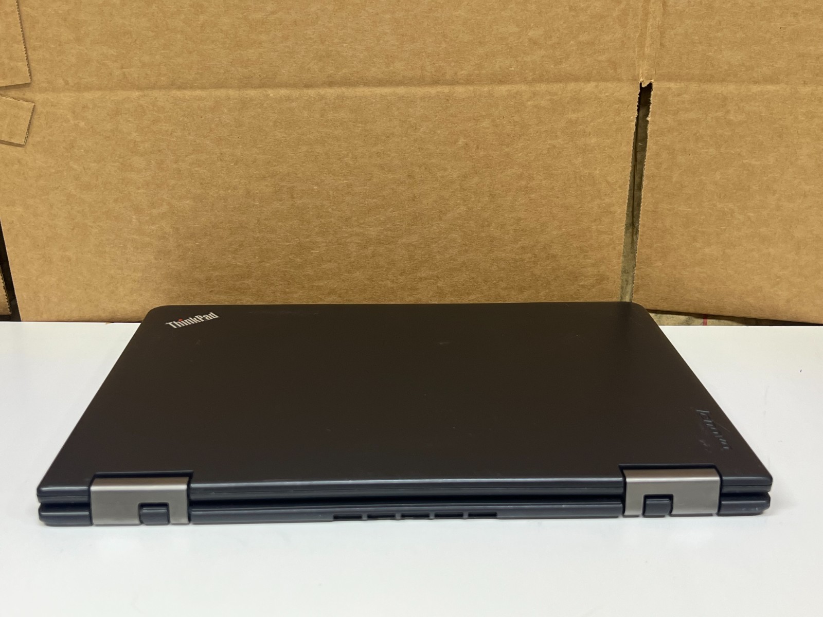 Lenovo ThinkPad Yoga 12 12.5″ Touch Convertible – i5-4200U, 4GB RAM, 240GB SSD