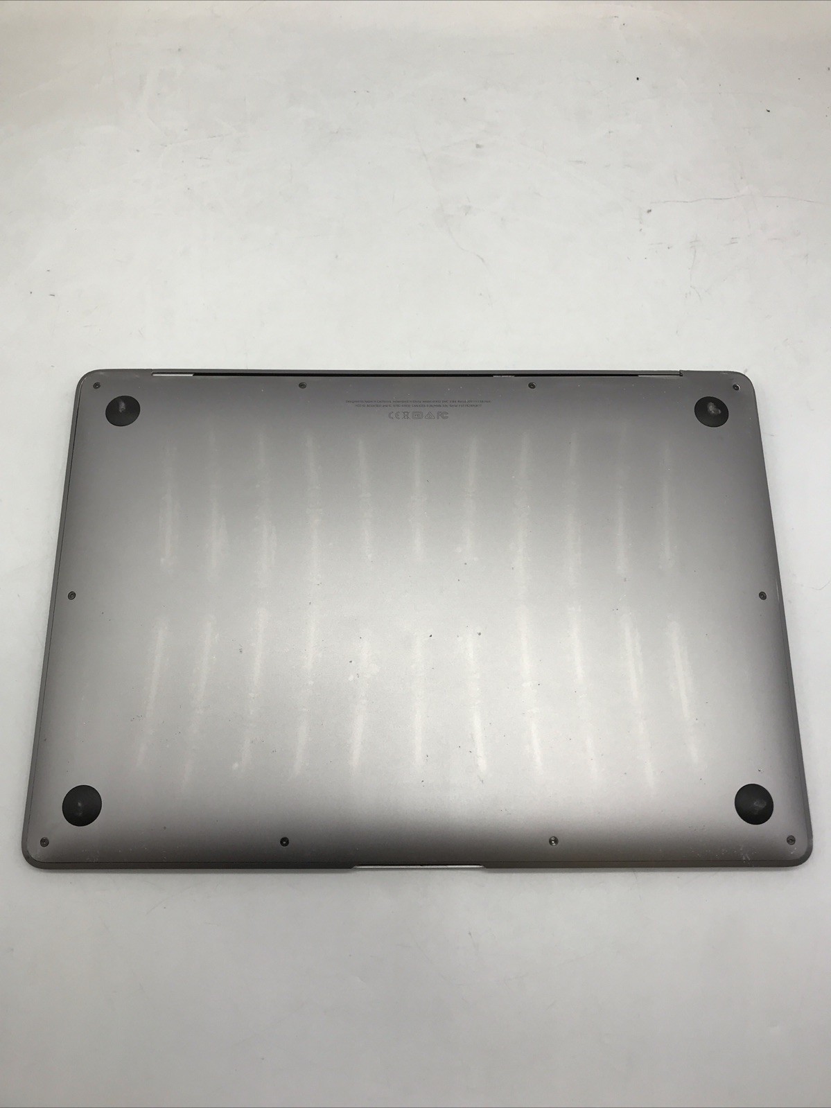 2018 Apple MacBook Air 13″ i5 1.6GHz 8GB 128GB – A1932 EMC3184 *Read* D/F Grade
