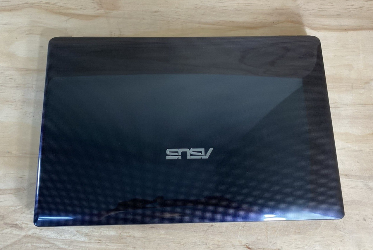 ASUS A55V Laptop Intel Core i5-3210M@2.5GHz/8 GB RAM/960 GB SSD/W11H/ Bad bat