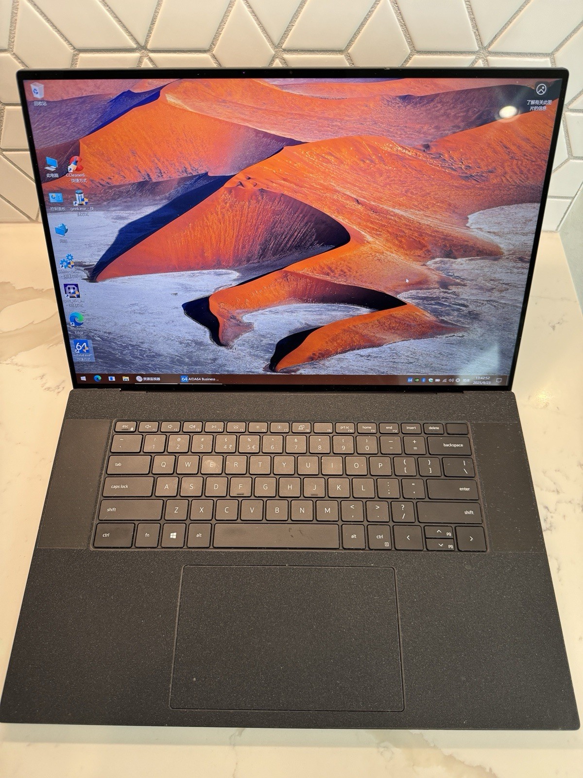Dell Precision 5760 17″ Workstation Xeon W-11955M 4K 32GB DDR4 2TB SSD RTX A3000