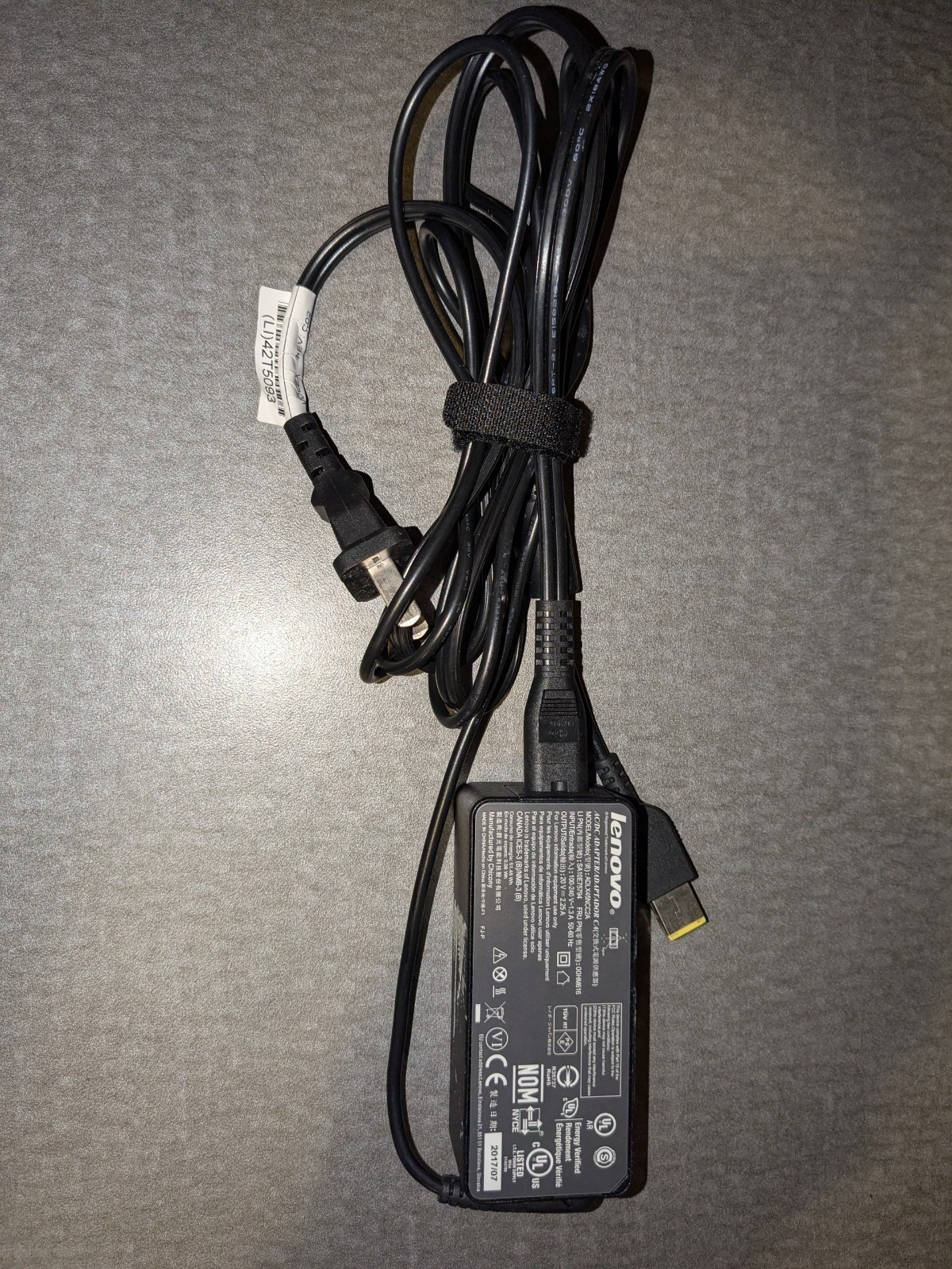 Lenovo Thinkpad E570 i3-7100U 16GB RAM 240GB SSD Win10 Pro