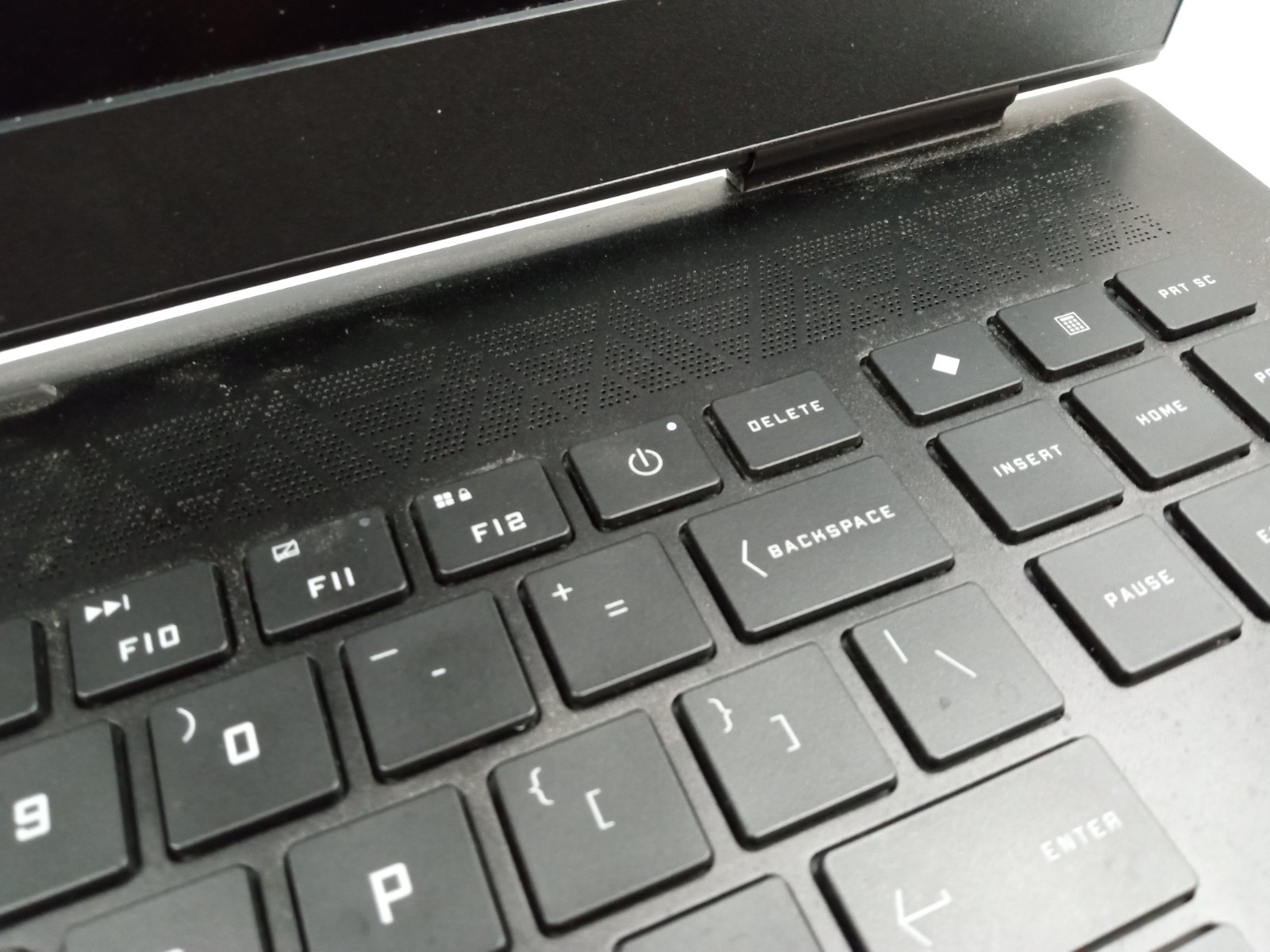 HP Omen 17-ck2095cl Laptop Intel i9-13900HX Nvidia RTX 4080 – PARTS – READ!