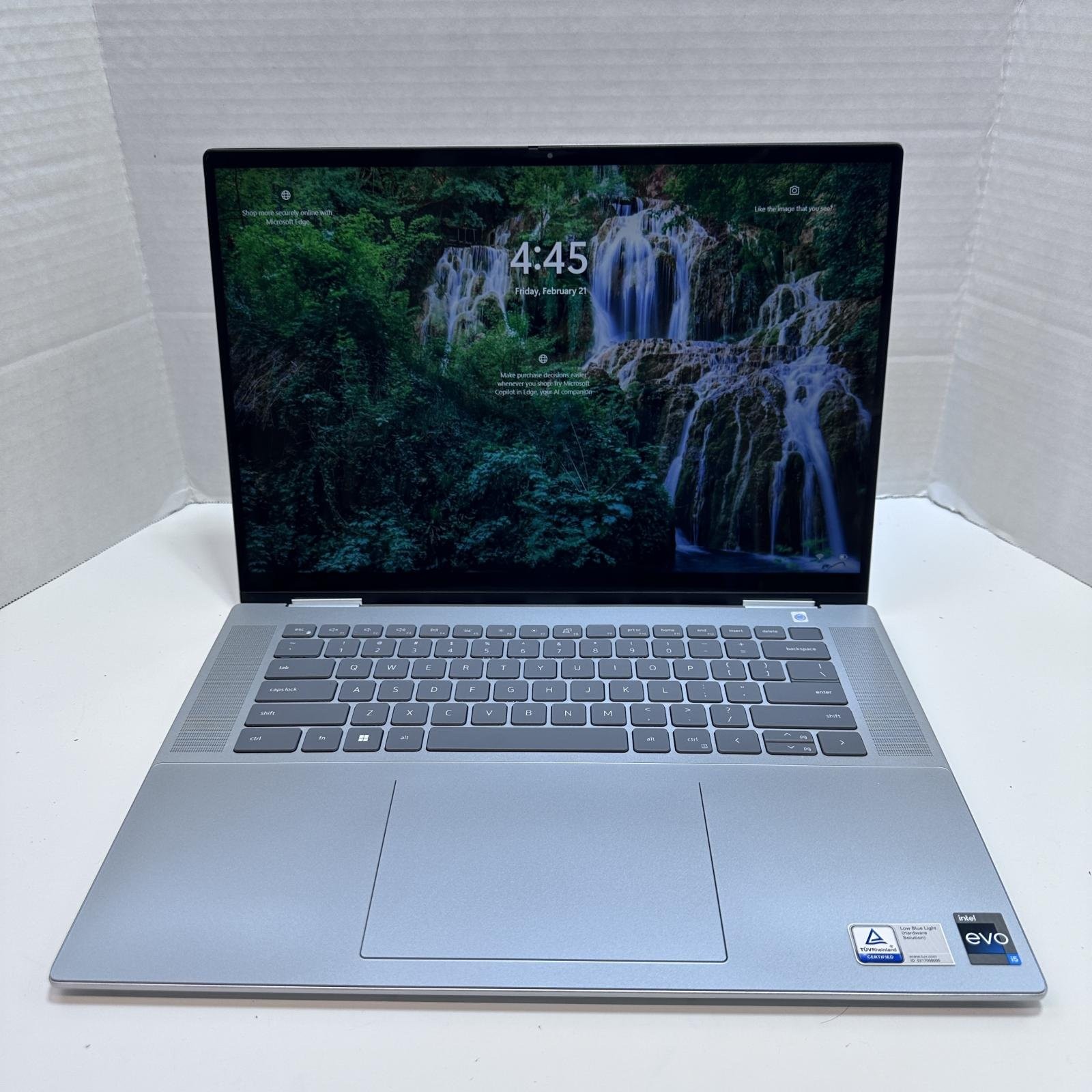 Dell Inspiron 16 7620 2-in-1 Laptop, 16″ FHD+ Touch, i5-1235U, 8GB RAM, 512GB SS