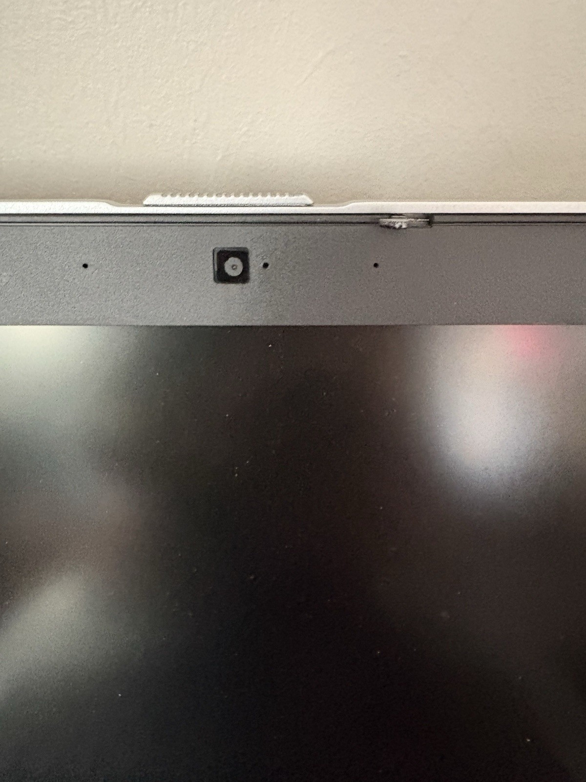 Dell Latitude e5420 Laptop W/ Power Cord 4GB dDR3 Windows 10 Read Description