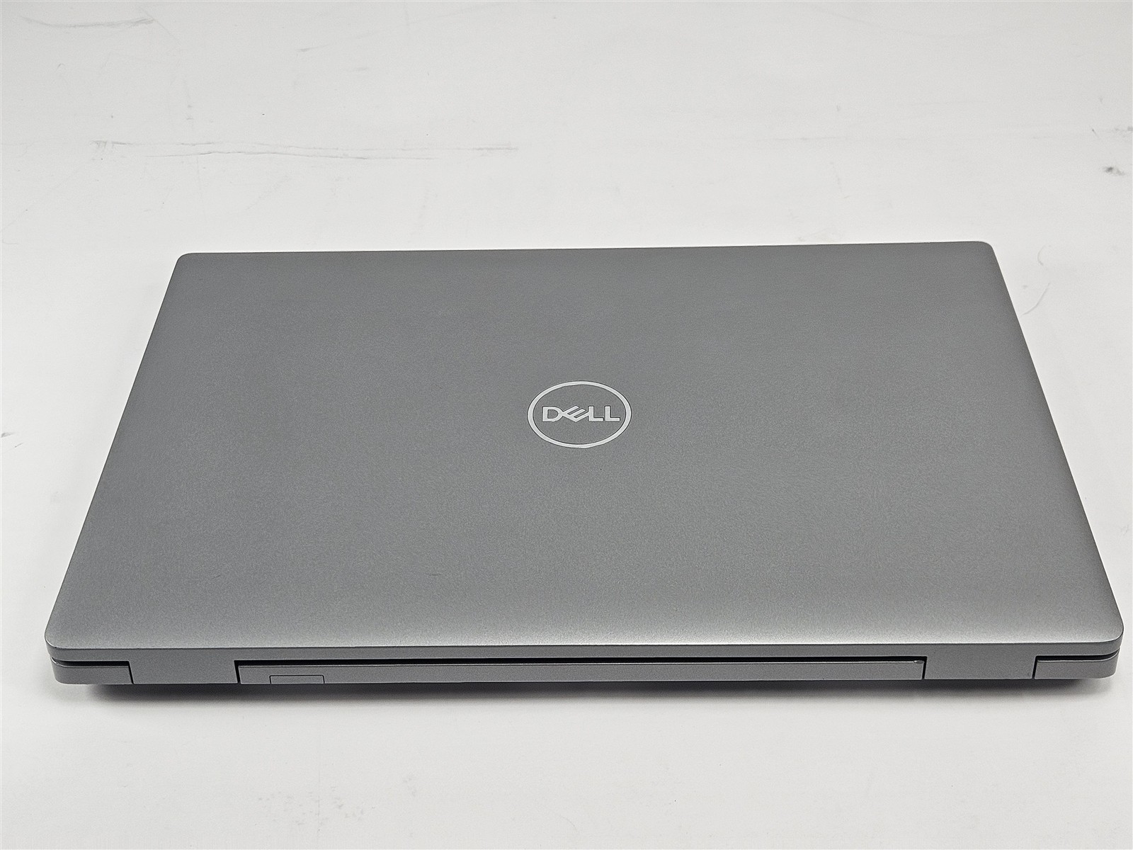 Dell Precision 3571 i5-12600H 16GB RAM 256GB SSD 15.6″ P104F No OS Gray