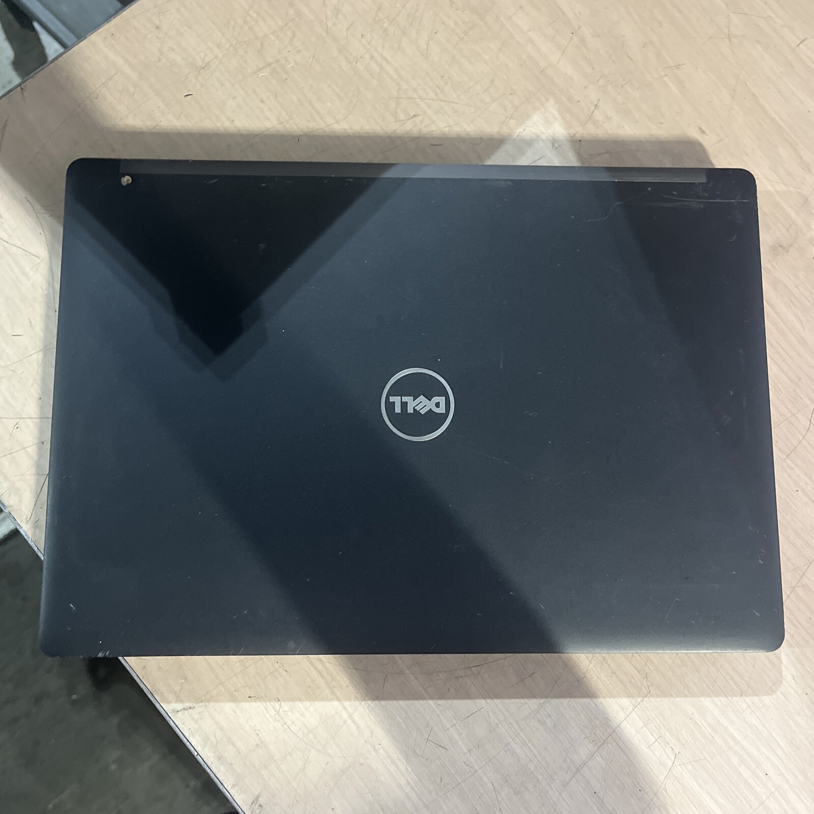 DELL LATITUDE 5280 INTEL CORE I3-7100U 2.40GHZ 8GB RAM NO HD .