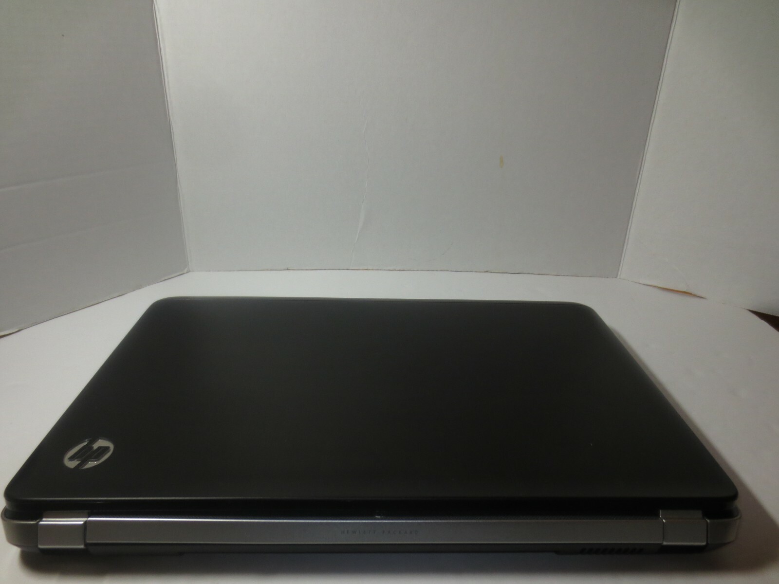HP PAVILION DV7-6135DX CORE i7-2670QM@2.2GHz 8GB RAM 750GB HDD WINDOWS7 0FF13(2
