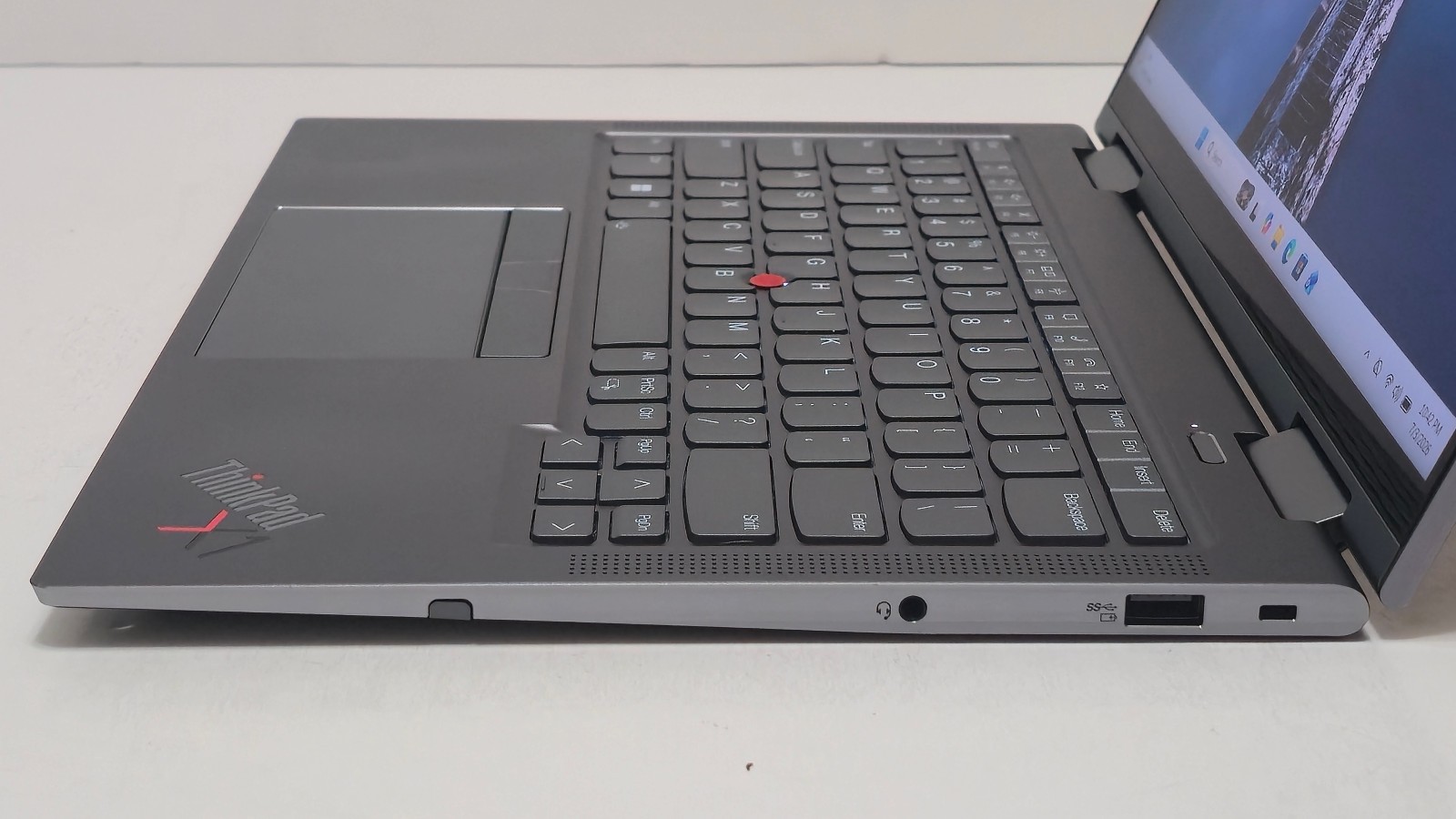 Lenovo ThinkPad X1 Yoga Gen 6 (i7-1185G7 CPU, 32 GB RAM 1 TB SSD) 14″ 4K Touch
