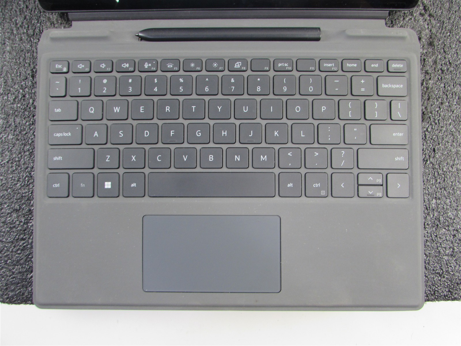 DELL LATITUDE 7320 (Detachable) 1920X1280 I7-1180G7 256GB SSD 16GB RAM NO O.S
