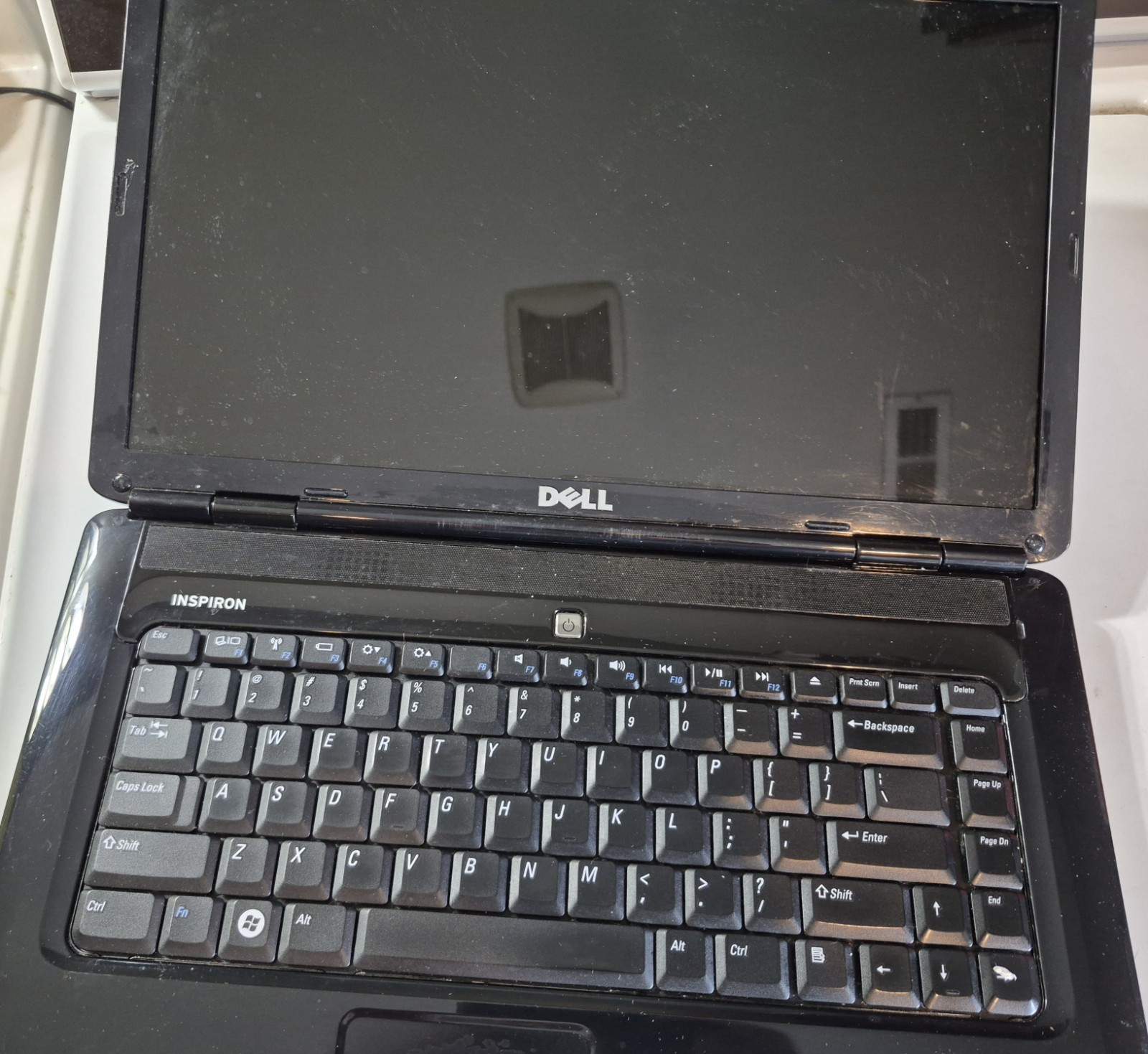 Dell Inspiron 1545 Laptop For Repair Or Parts, No Charger