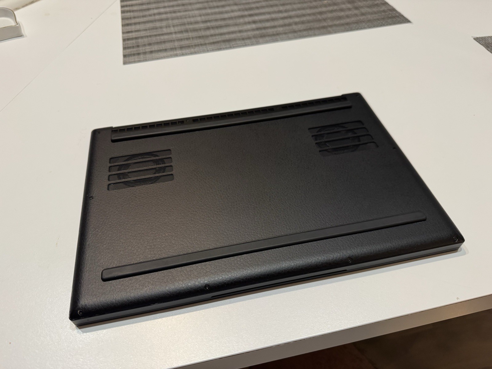 Razer Blade 14 14in Ryzen 9 5900HX RTX 3070 16GB 1TB SSD Win11
