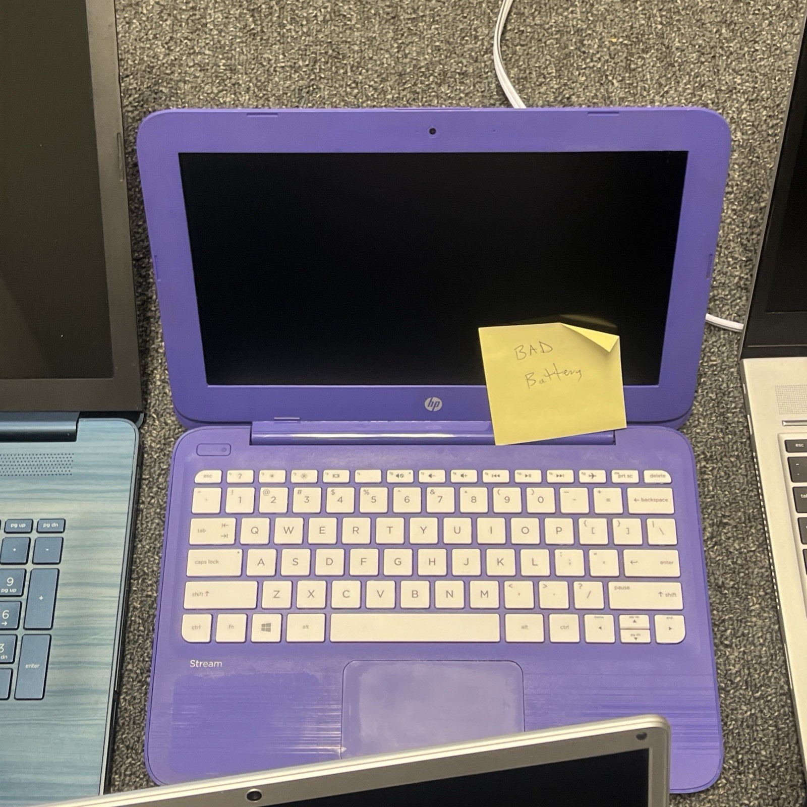 Bulk Laptop Lot 23 MacBook HP Dell ASUS Acer Laptops For Parts Repair Resale