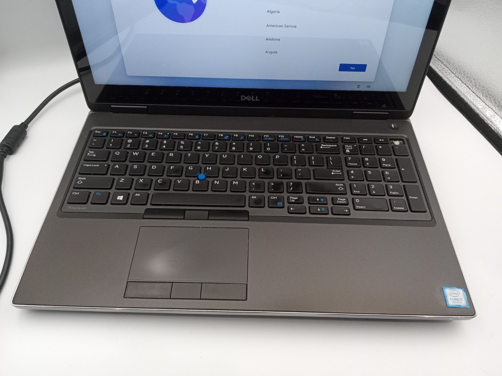 Dell Precision 7540 15.6″ Touch i7-9850H 16GB RAM 128GB SSD Windows 11 -READ -RR