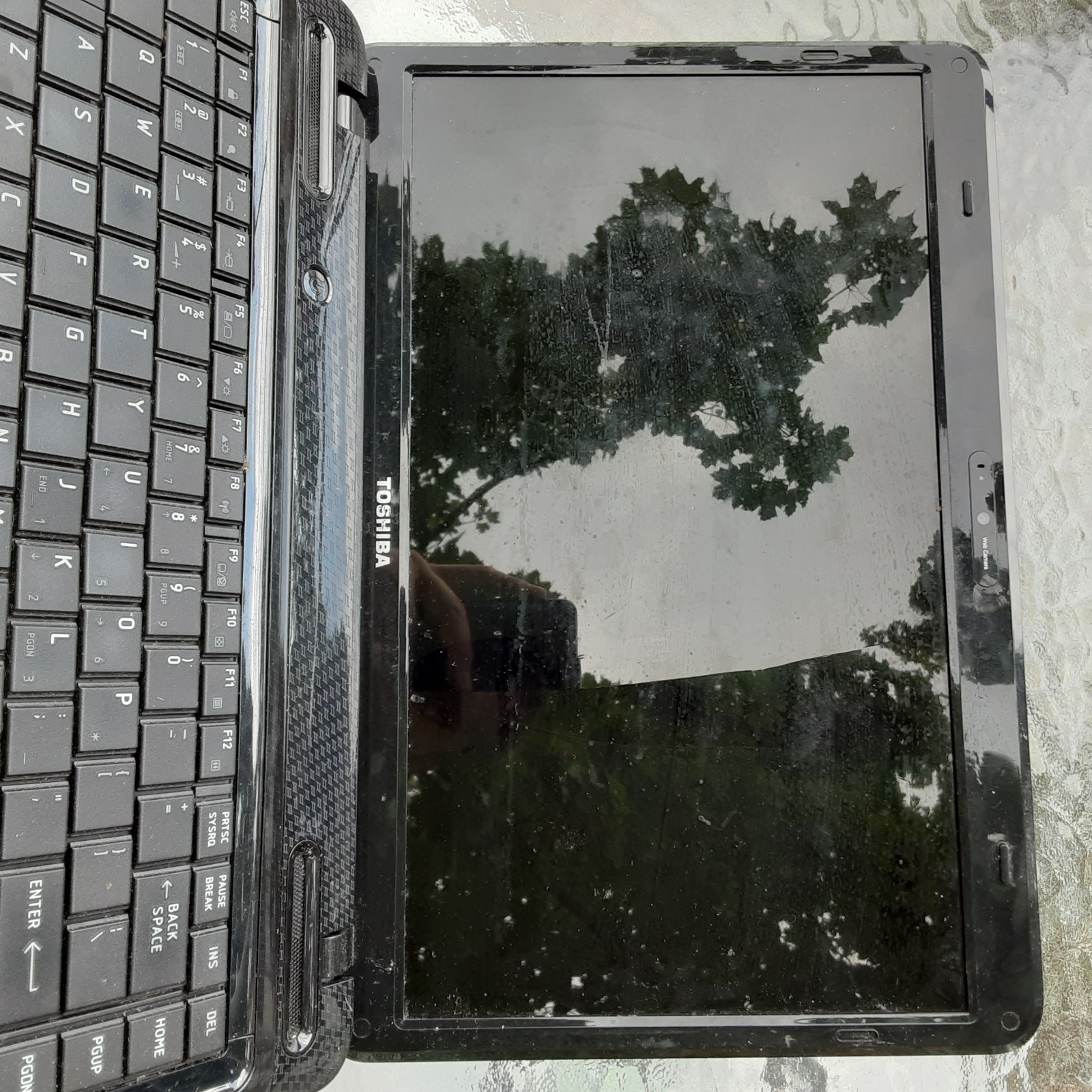 Toshiba Satellite L645D-S4036 AMD Vision | 2.30GHz 2GB | NO HDD