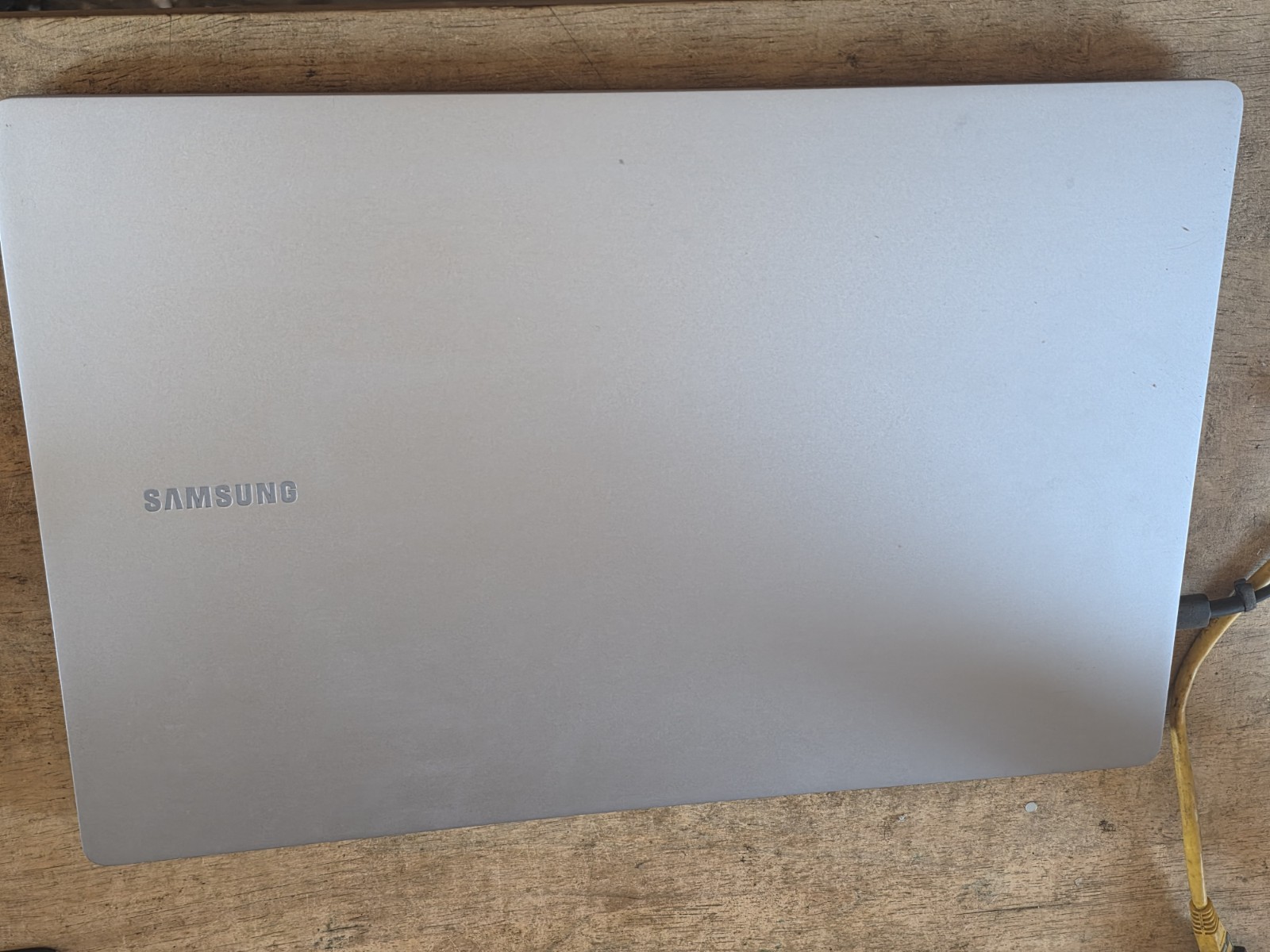 Samsung Galaxy Book4 Edge 14″ 3K OLED Touch Screen Snapdragon X Elite 16GB 1Tb L