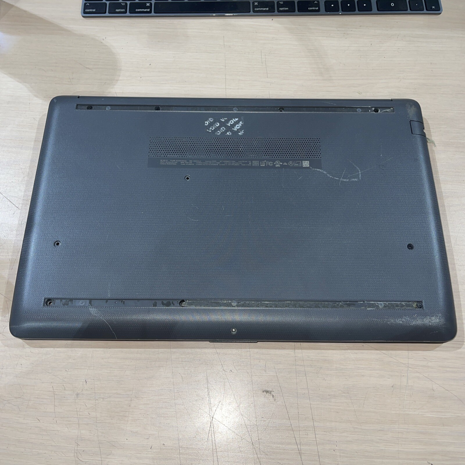 HP 255 G7 Notebook AMD A4-9125 Radeon 4GB RAM NO HD 3