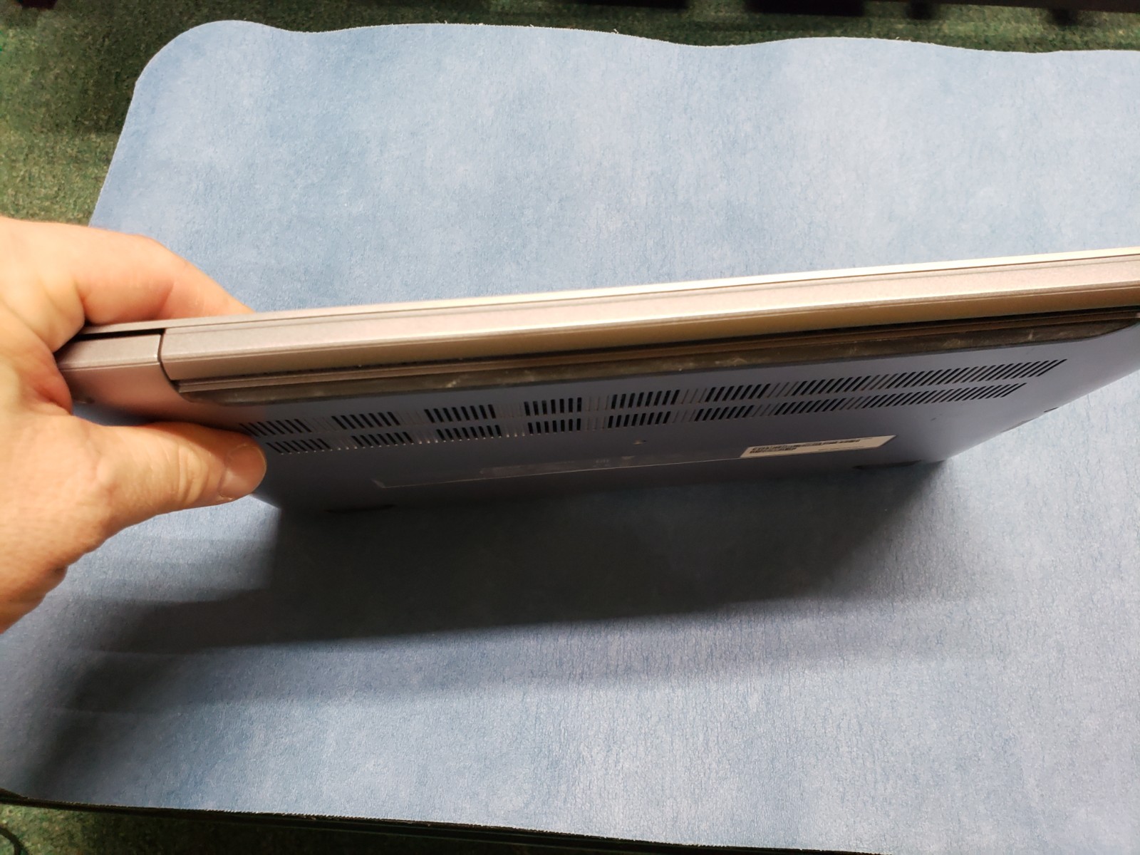Acer N18H2 laptop SF313-51-39BU i3-8130u 2.20 ghz 8gb ram 128gb ssd for parts