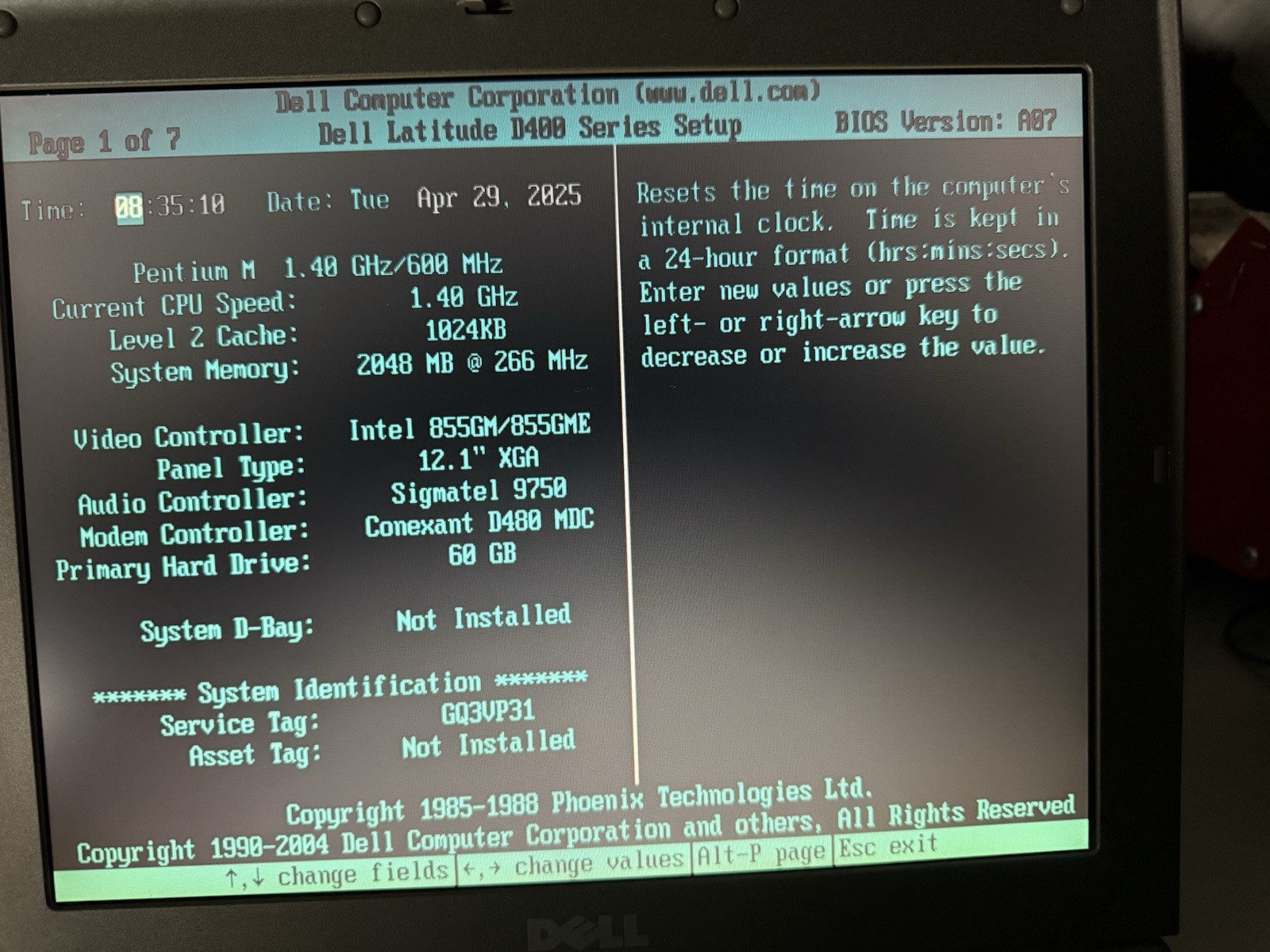 DELL LATITUDE D400 12.1″ Laptop INTEL PENTIUM 1.4GHz 2Gb 60Gb HDD WinXP PRO SP3