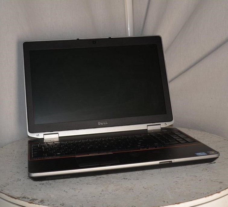 Dell Latitude E6520 Laptop Core I5-2520M 2.5GHz 4GB 250GB SEE NOTES