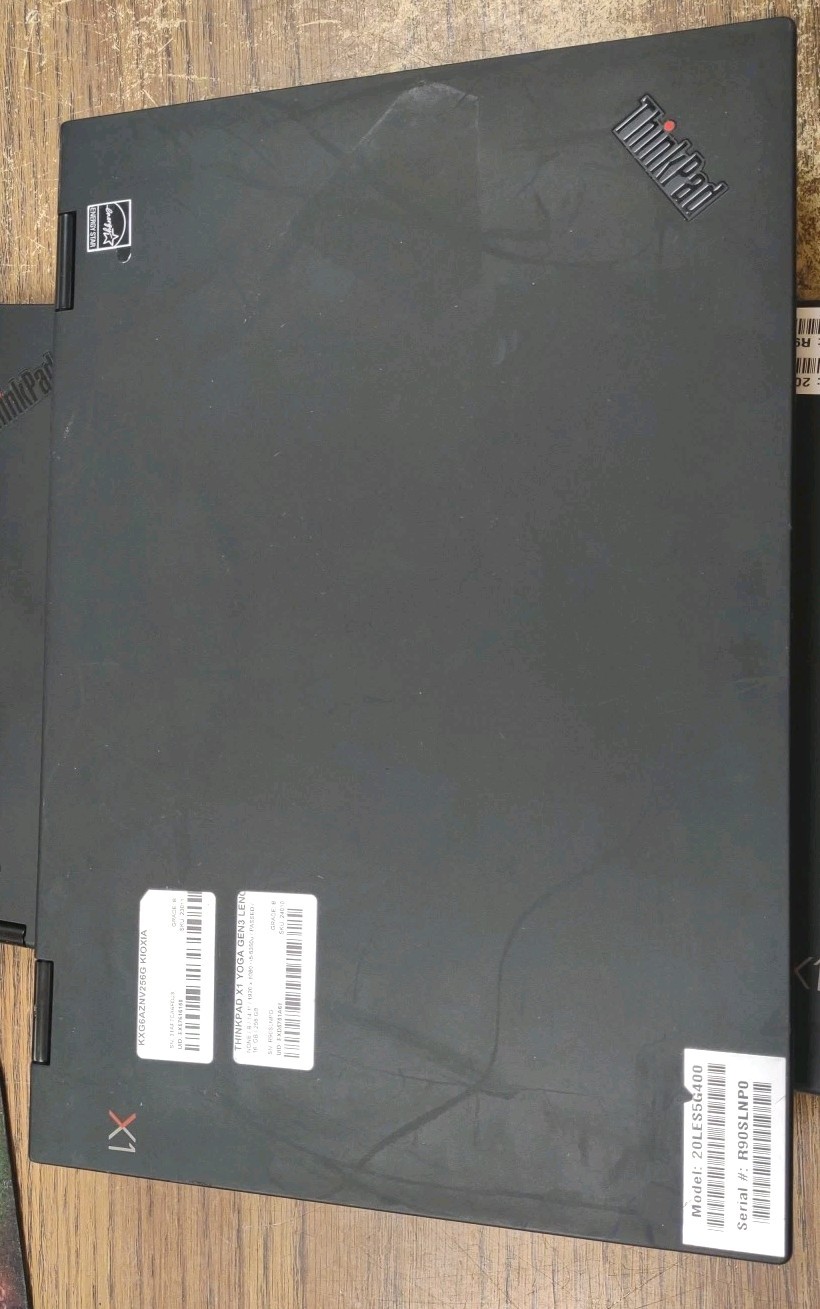 Lenovo ThinkPad x1 yoga 14″ W/ i5-8350U 1.7ghz, 16GB, 256GB, TOUCH, STYLUS.