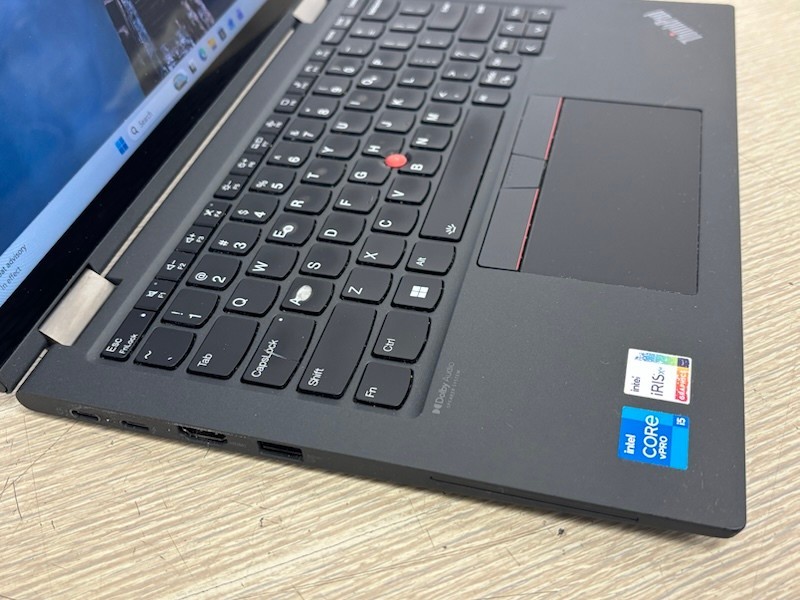 Lenovo ThinkPad X13 Yoga Gen 2 13″ Touch Screen i5-1145G7 16GB 256GB SSD ~ W11P