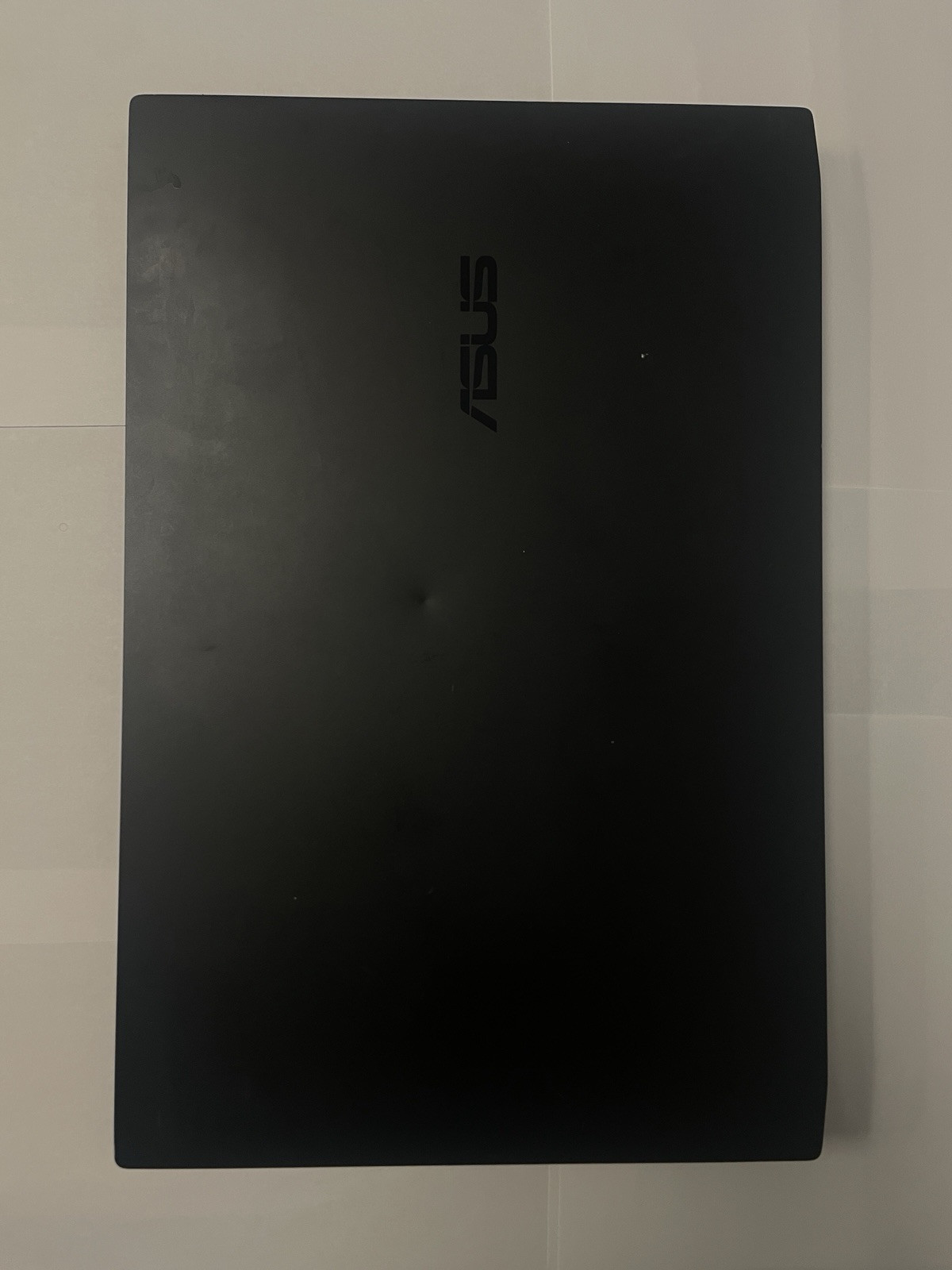 ASUS Creator Laptop Q q530v 15.6″ i7-13620H 2.4GHz 16GB RAM 512GB SSD RTX 3050