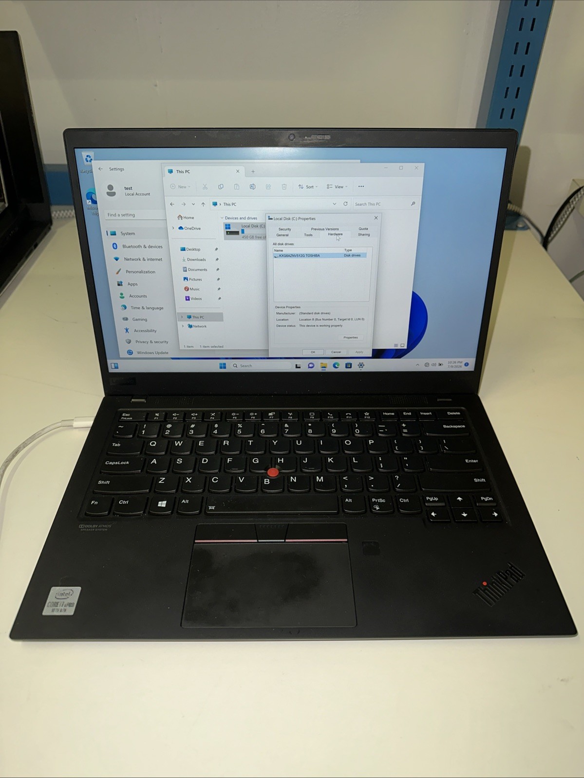 Lenovo ThinkPad X1 Carbon 8th Gen 14″ i7-10610U, 16GB RAM, 512GB SSD, Win 11 Pro