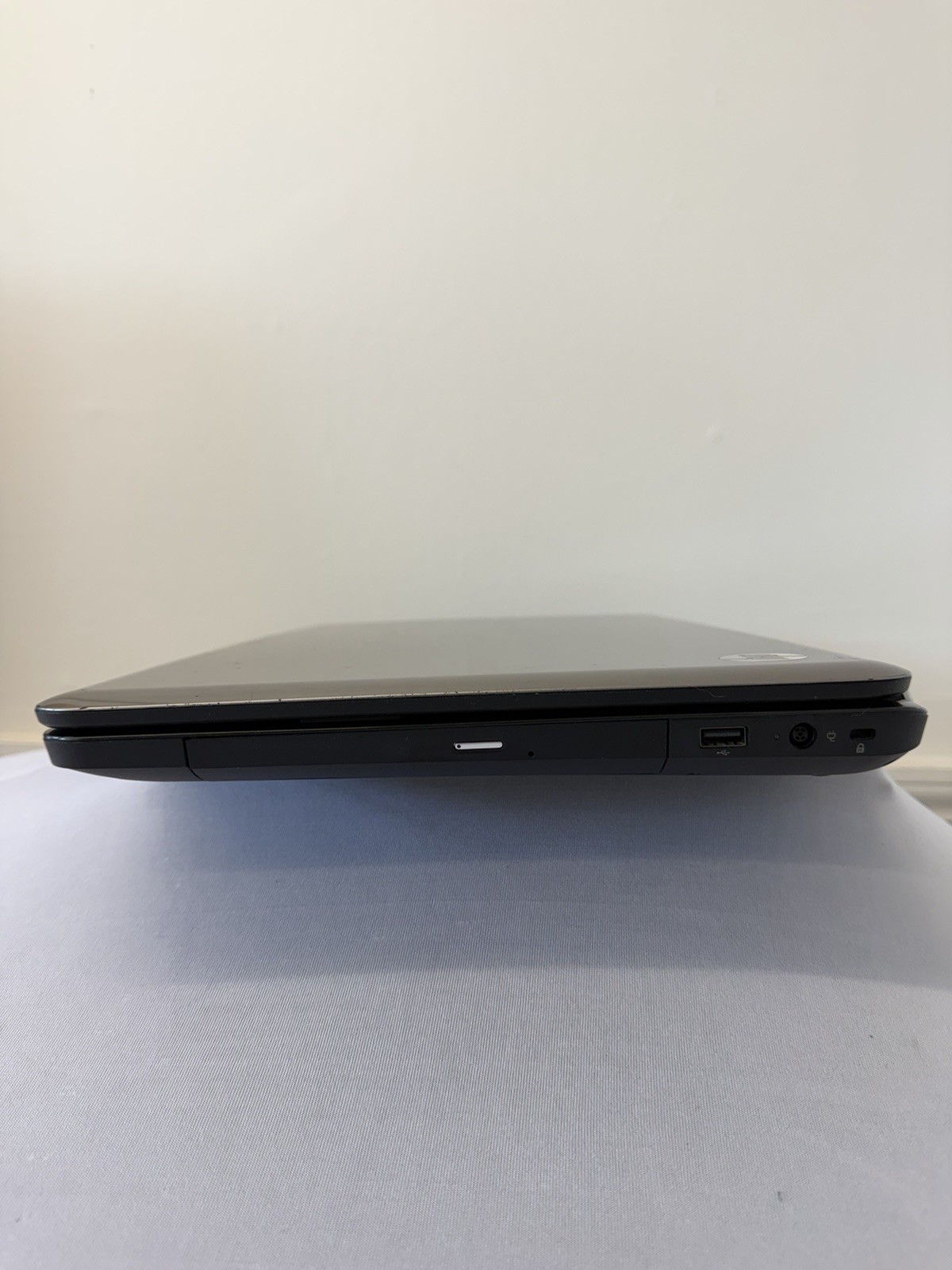HP Pavillion g7 Laptop – Good Screen – AMD AG-3420M – RAM 8 GB – Read Des
