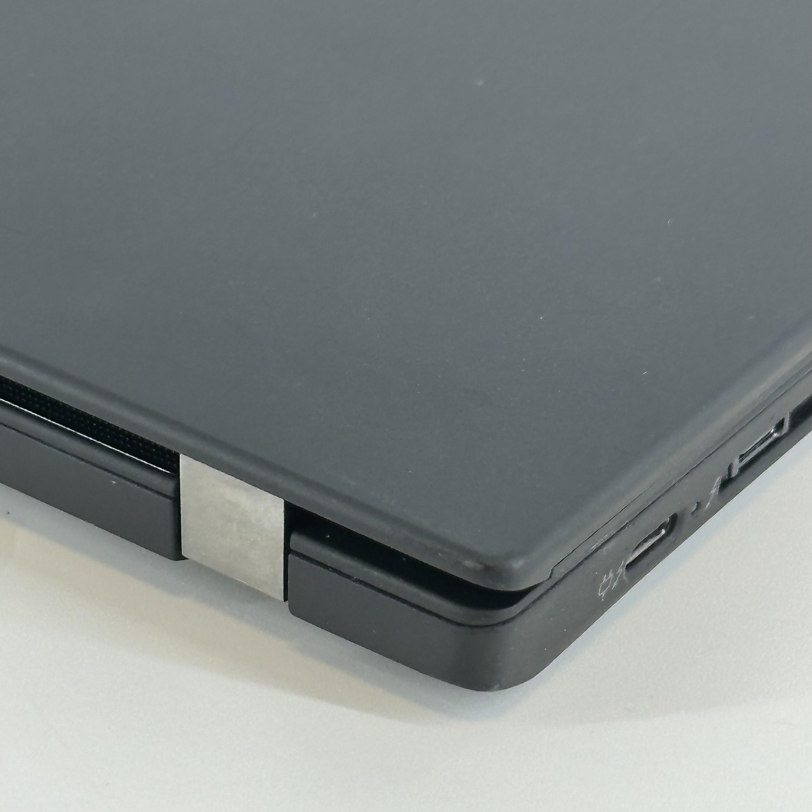 Lenovo ThinkPad T14 Gen 2 Black FHD i5-1135G7 2.40GHz 16GB 512GB Wi-Fi Issue
