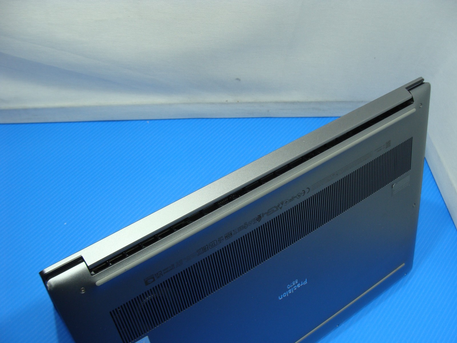 Dell Precision 5570 15.6″FHD+ core i7-12800H 2.4GHz 64Gb 512GB Win11P RTX A1000