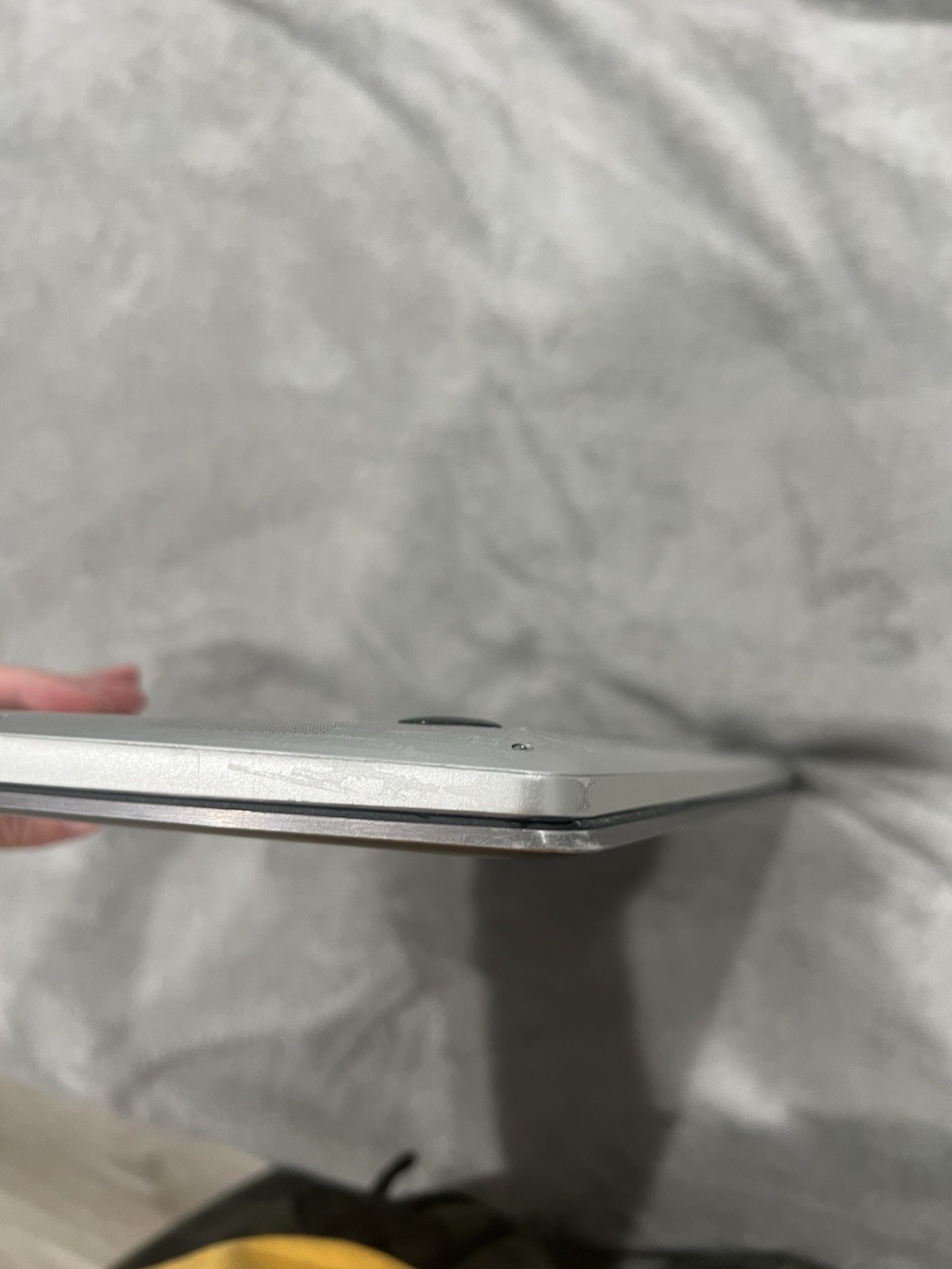 Selling a used ASUS ZenBook Pro UX501VW laptop in working condition