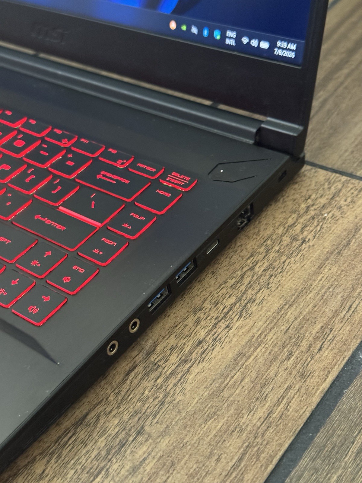 MSI Thin GF63 15.6 Black FHD i5-9300H 2.40GHz 8GB 512GB SSD GTX 1650 Max-Q Good
