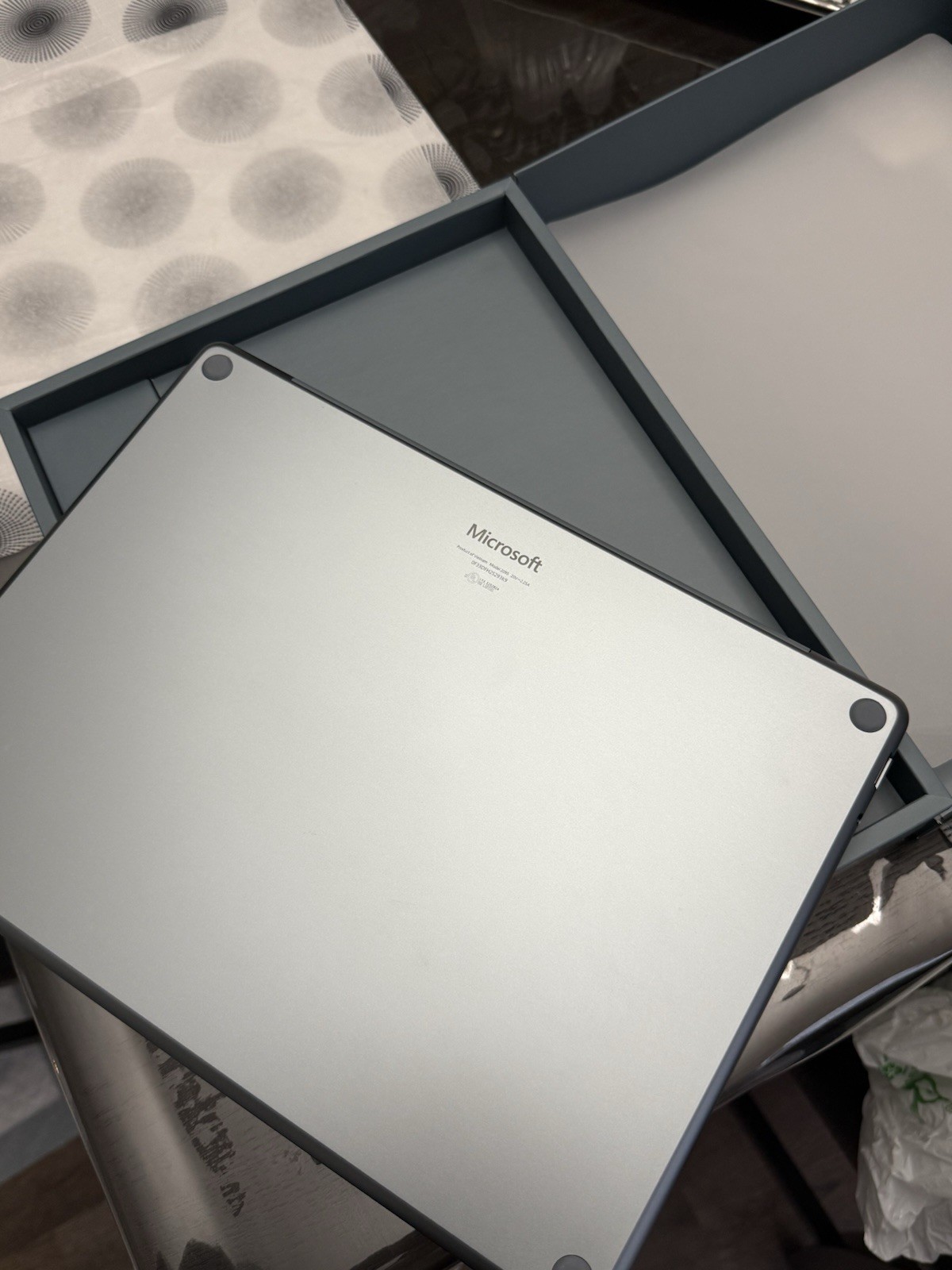 Microsoft Surface Laptop 13″ Snapdragon X Plus 16GB 512GB Touch, Ocean 2025