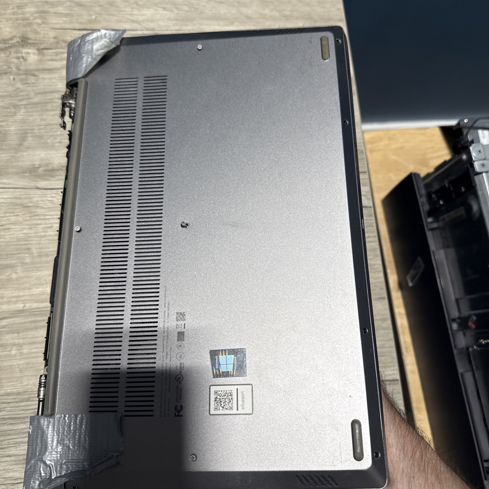 Lenovo ThinkBook 14 G2 ITL LAPTOP Core i7-1165G7 @ 2.8GHz / 8GB – PARTS/REPAIR