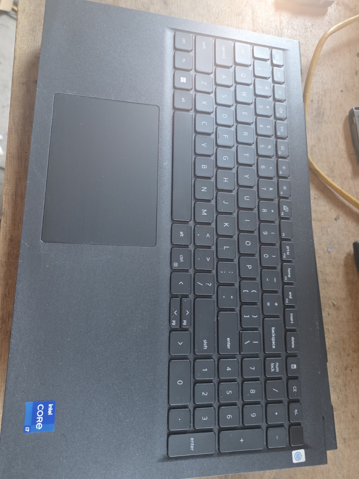 Dell DC15250 15.6″ FHD Intel i7-1355U No Ram No Ssd Mbd Base Good