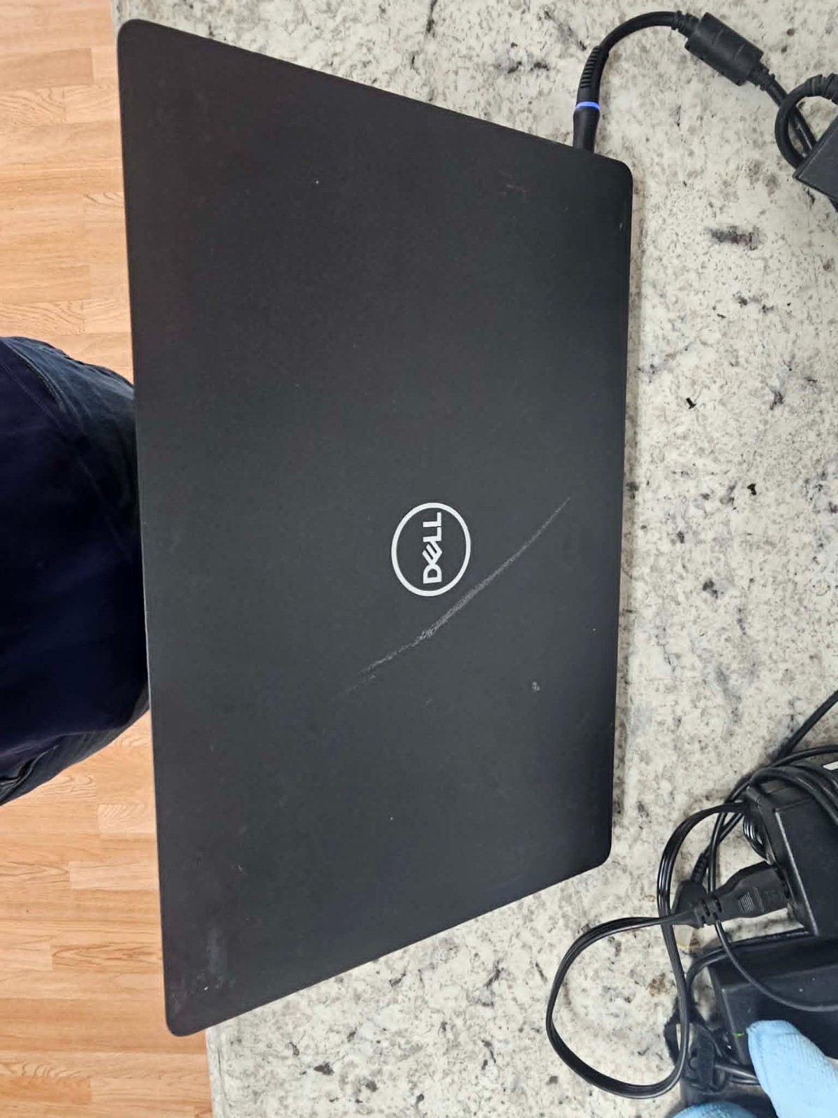 Dell Latitude 5500 15.6” (256GB SSD Intel Core i5-8265U 3.9GHz 8GB RAM) Laptop