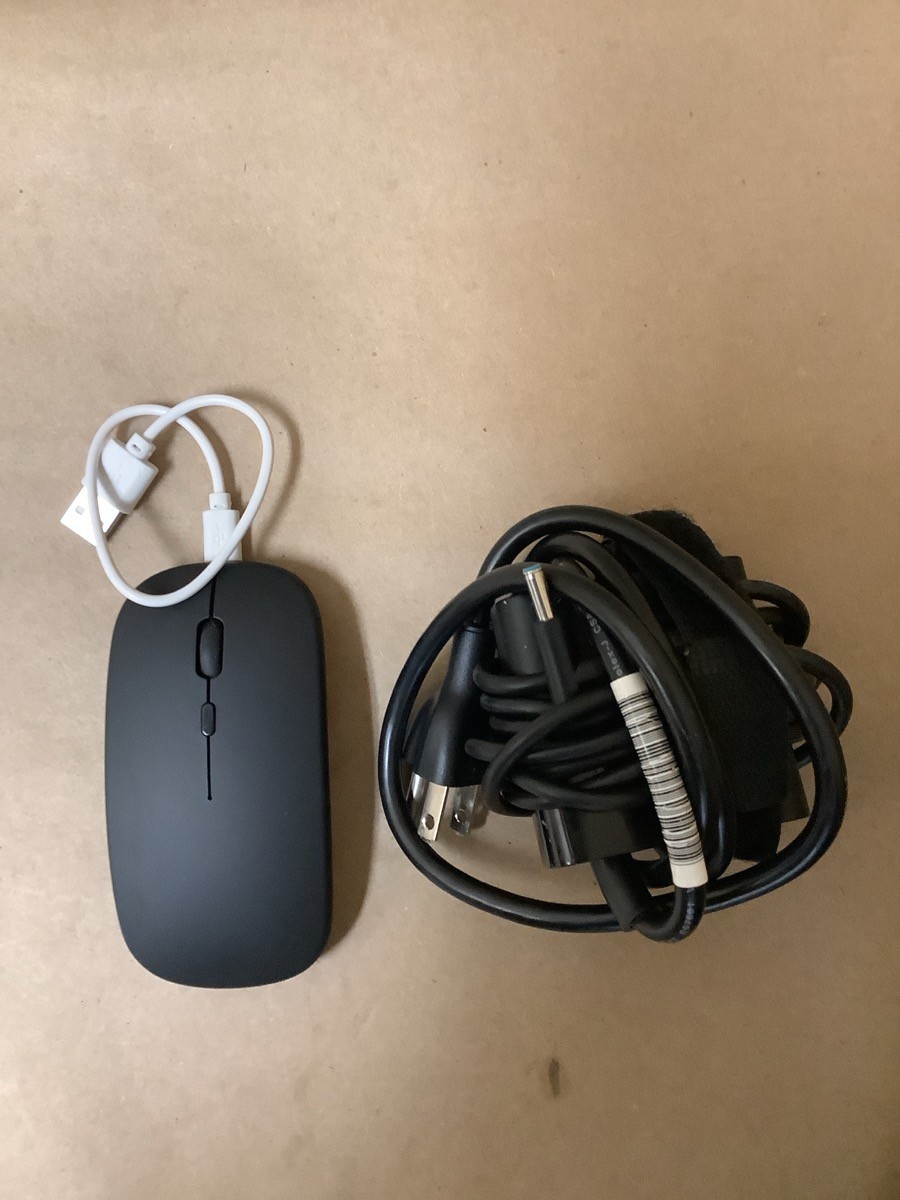 HEWLETT PACKARD ENVY 13-AH0051WM 13.3″ LAPTOP WITH CHARGER & MOUSE I (B33004333)