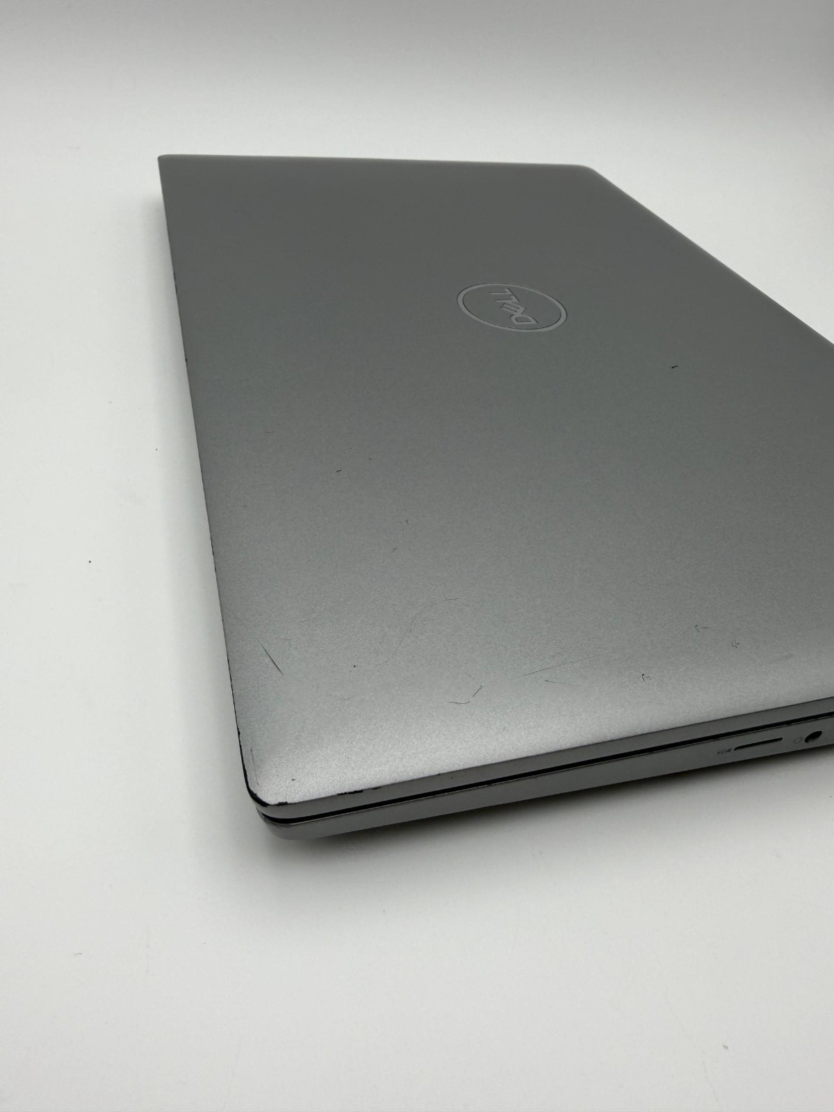 Dell Precision 3561 15.6″ i7-11800H 32GB 512GB NVMe SSD Nvidia T600 Win 11 Pro
